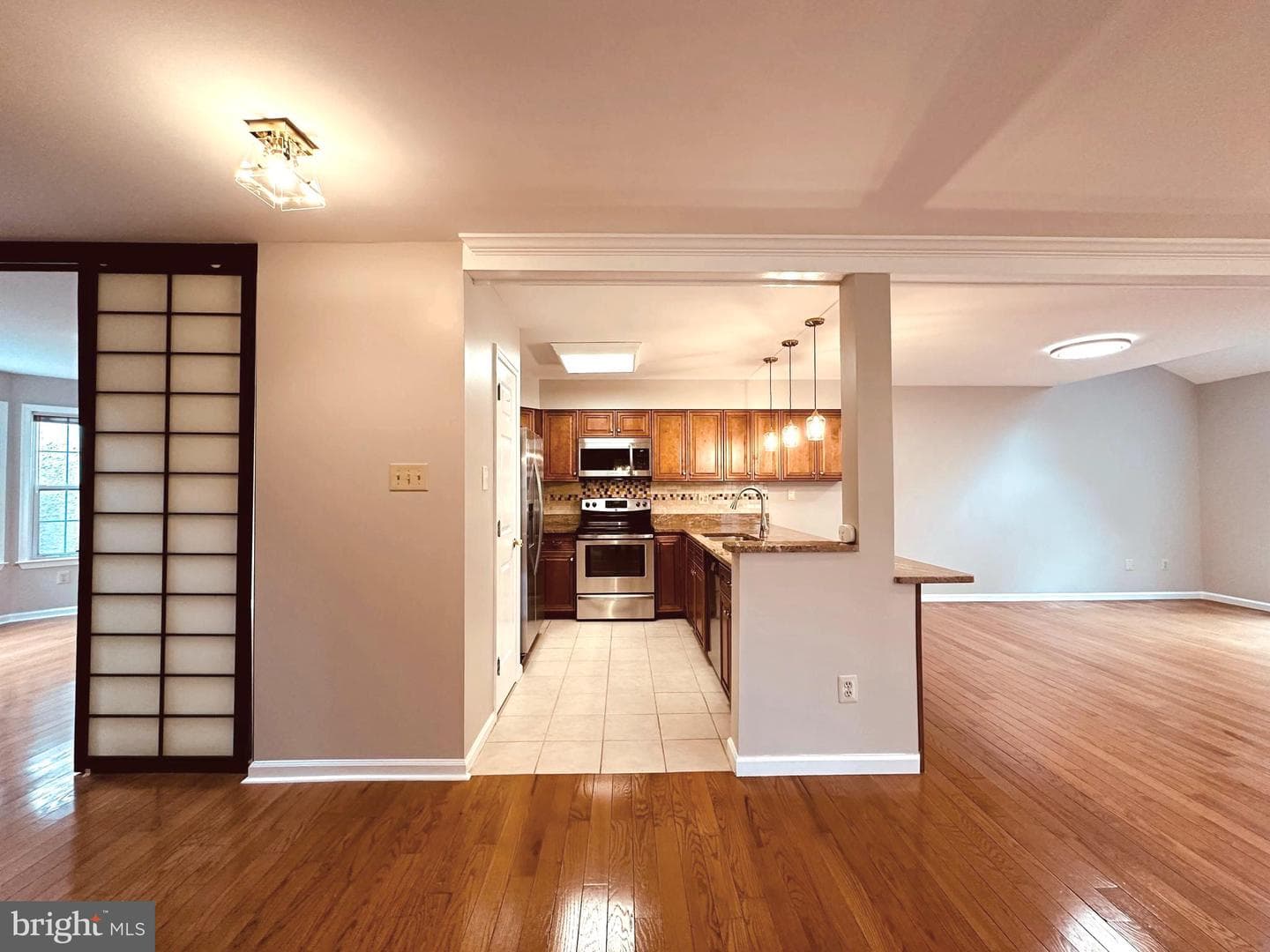1853 Hood Lane photo 14