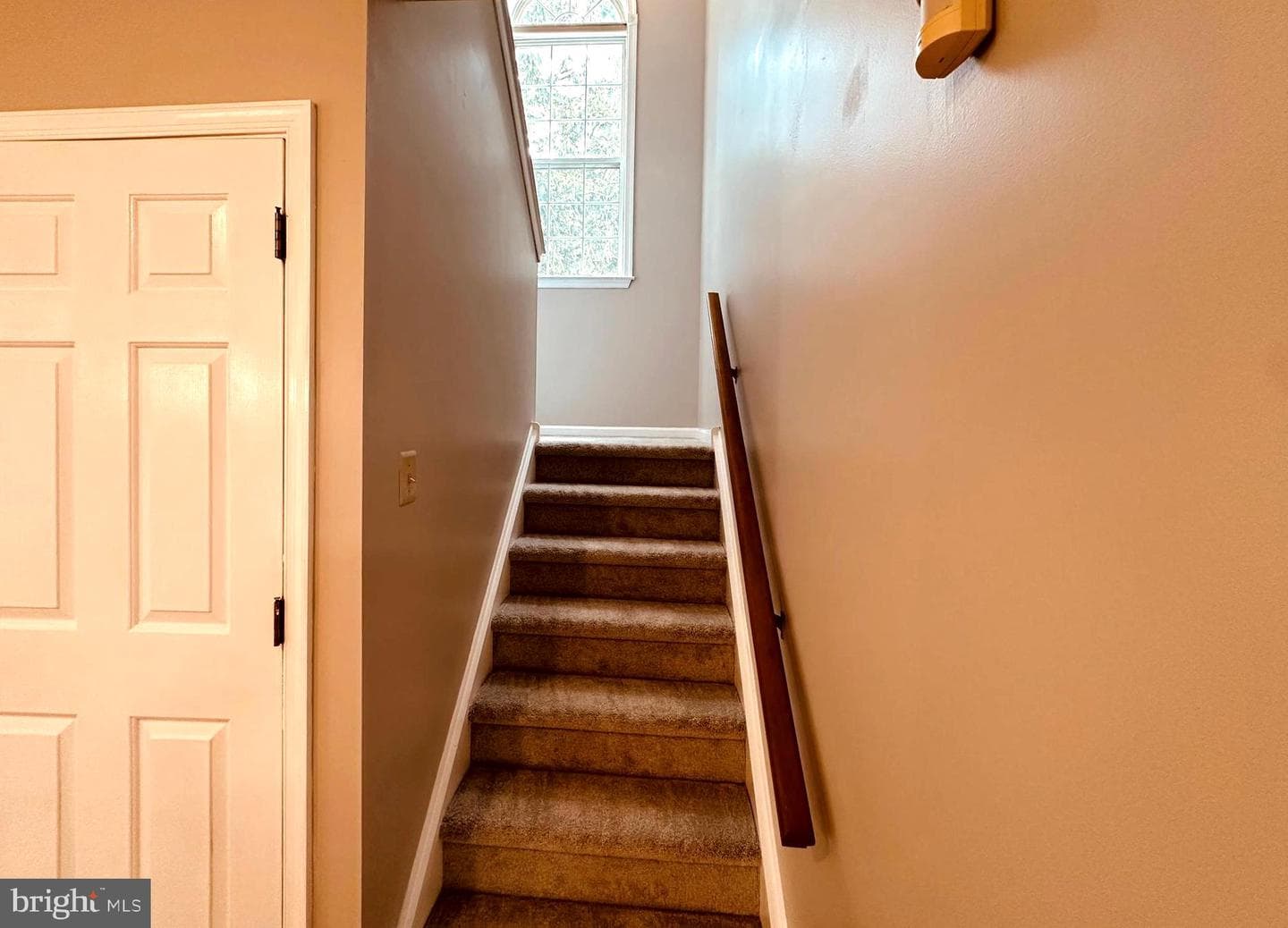 1853 Hood Lane photo 37