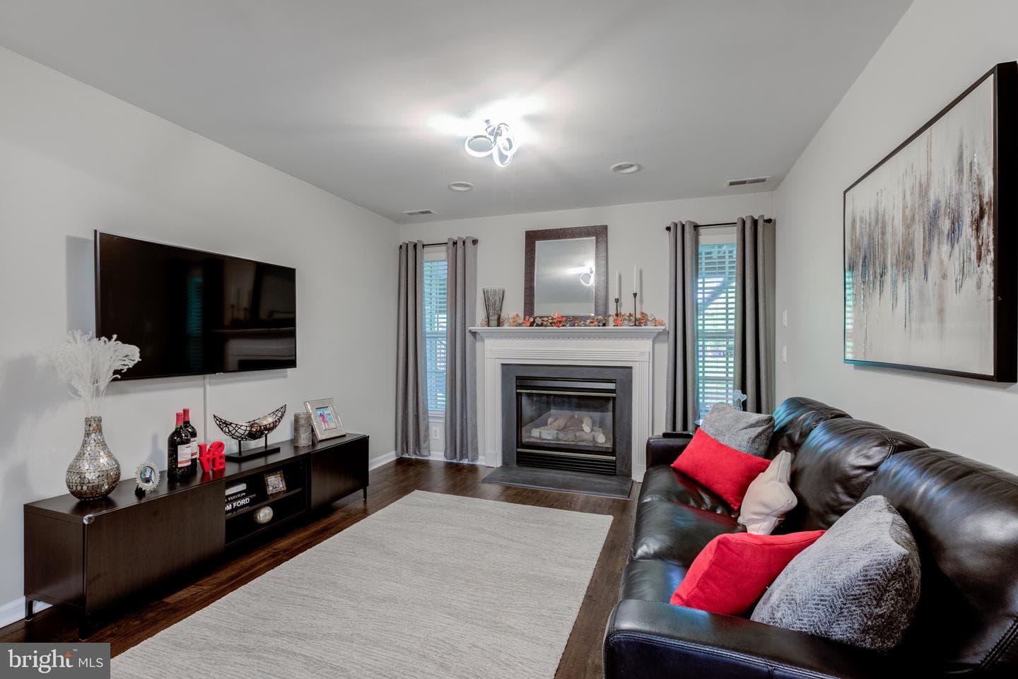 204 Anthony Court photo 14