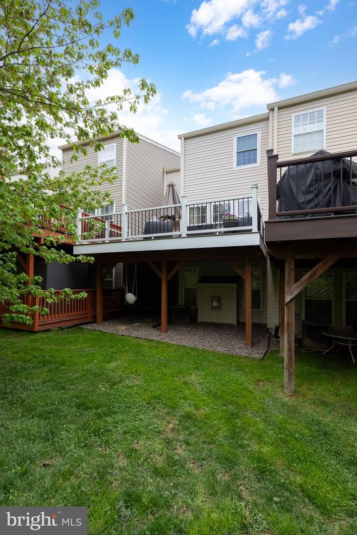 204 Anthony Court photo 53
