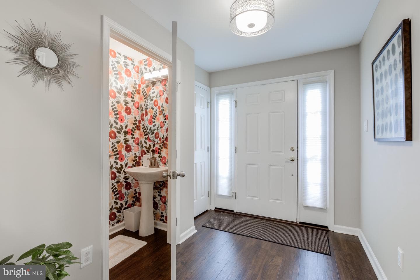 204 Anthony Court photo 7
