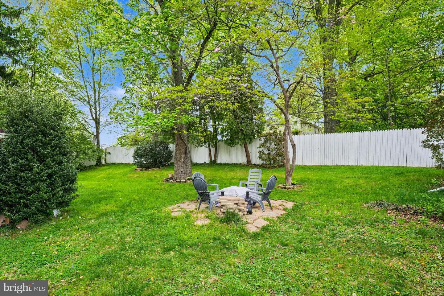 2314 Coles Boulevard photo 3