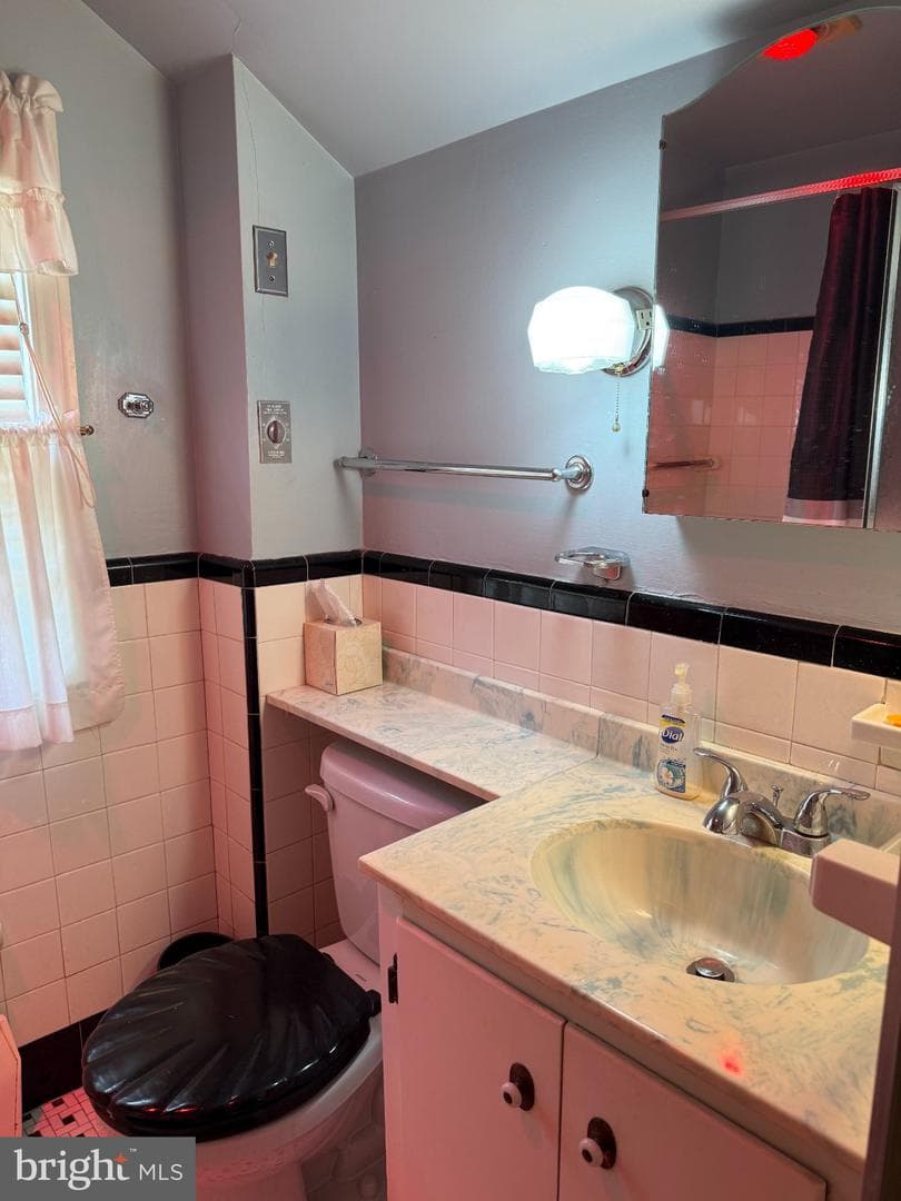 1414 Sunset Drive photo 22