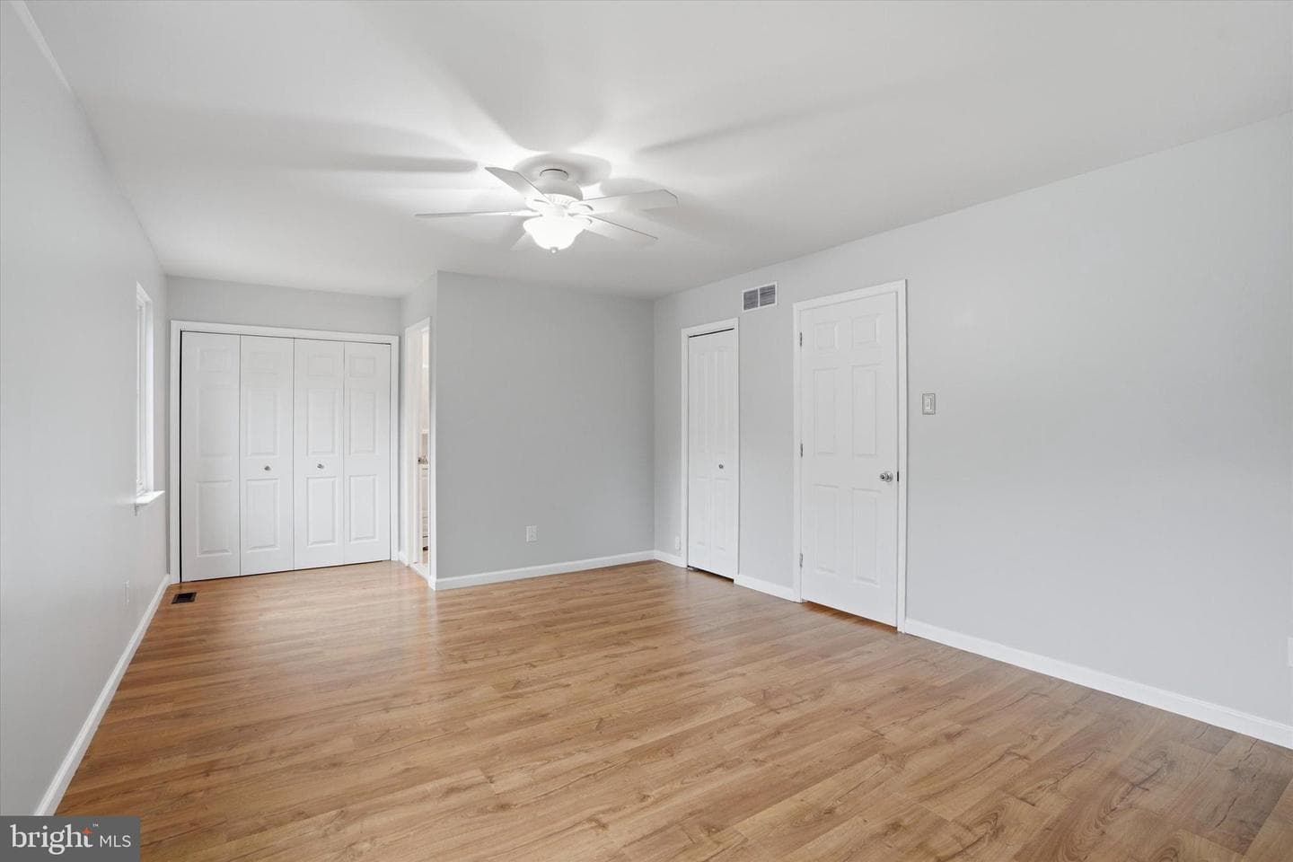 240 Goshen Road photo 17
