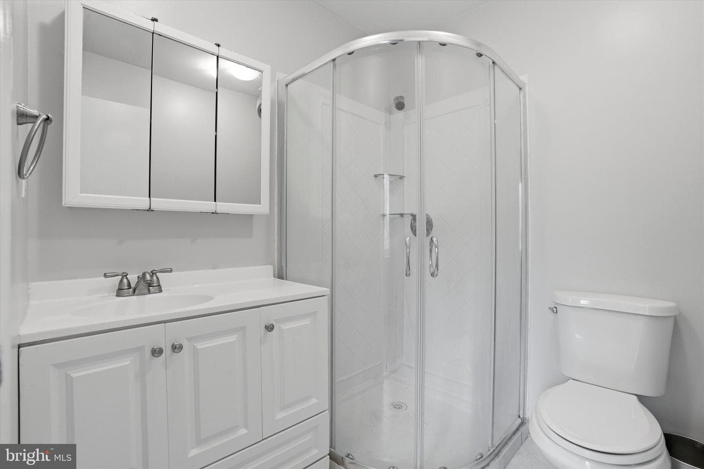 240 Goshen Road photo 19