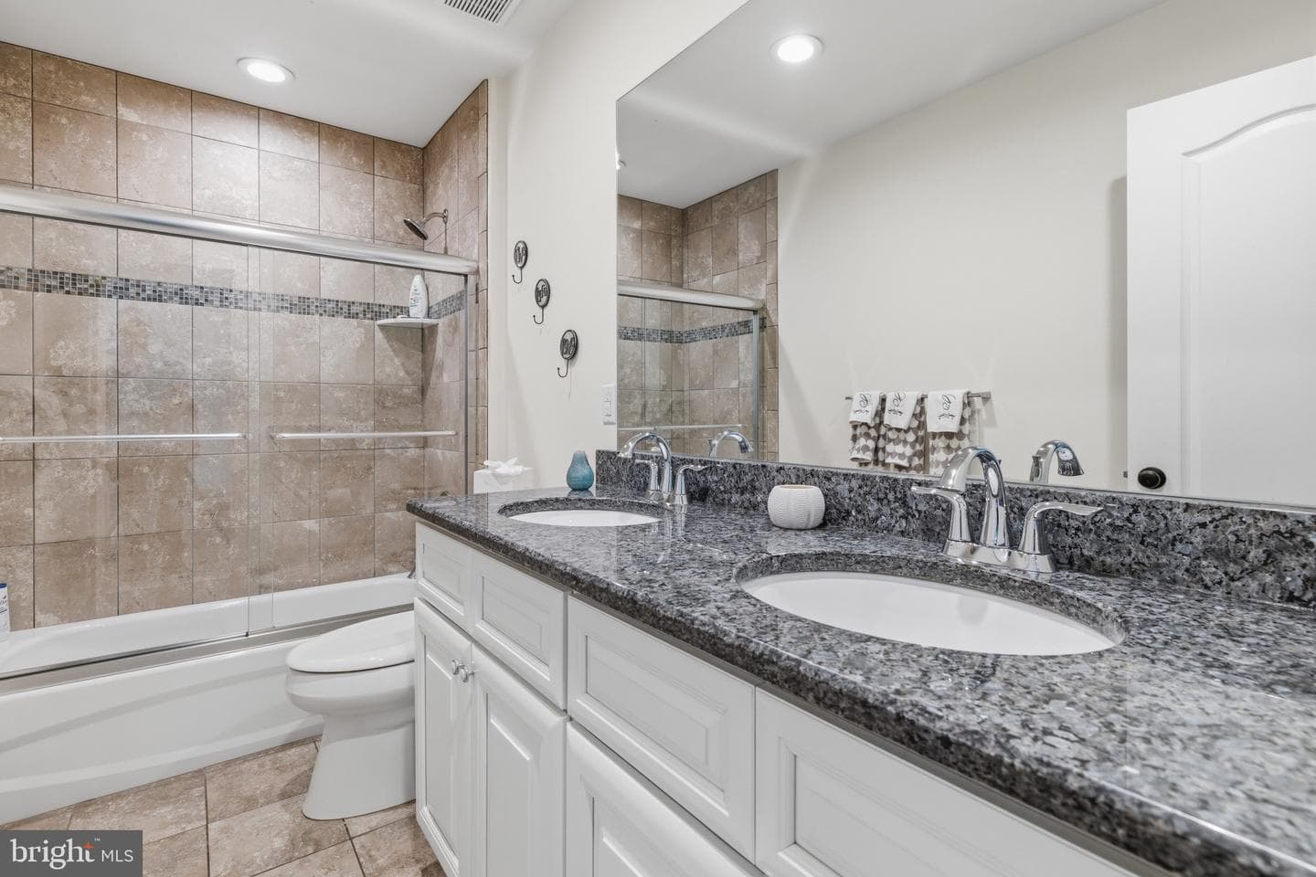 1086 Kingsley Road photo 34