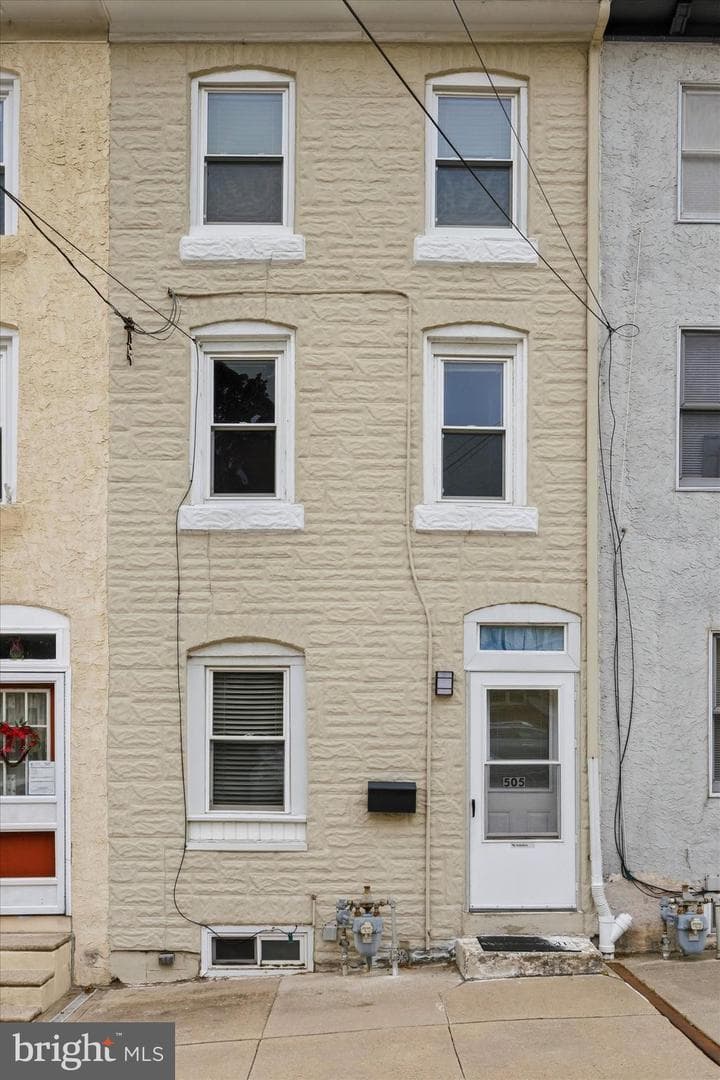 505 Spring Mill Avenue photo 2