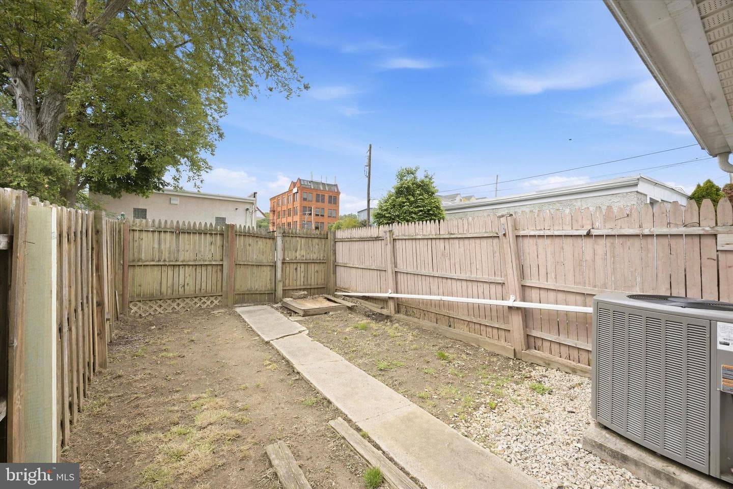 505 Spring Mill Avenue photo 30
