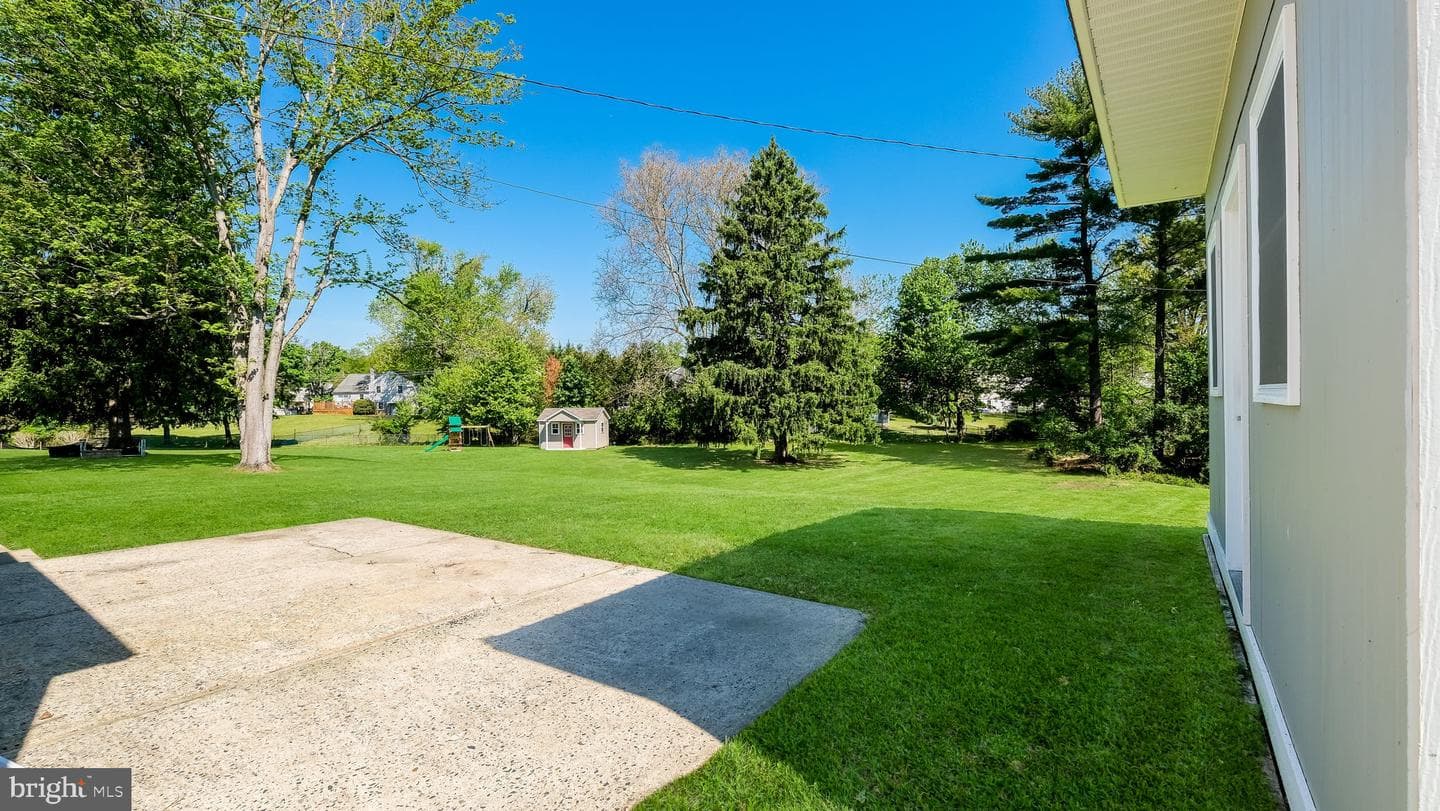 505 Wellington Road photo 29