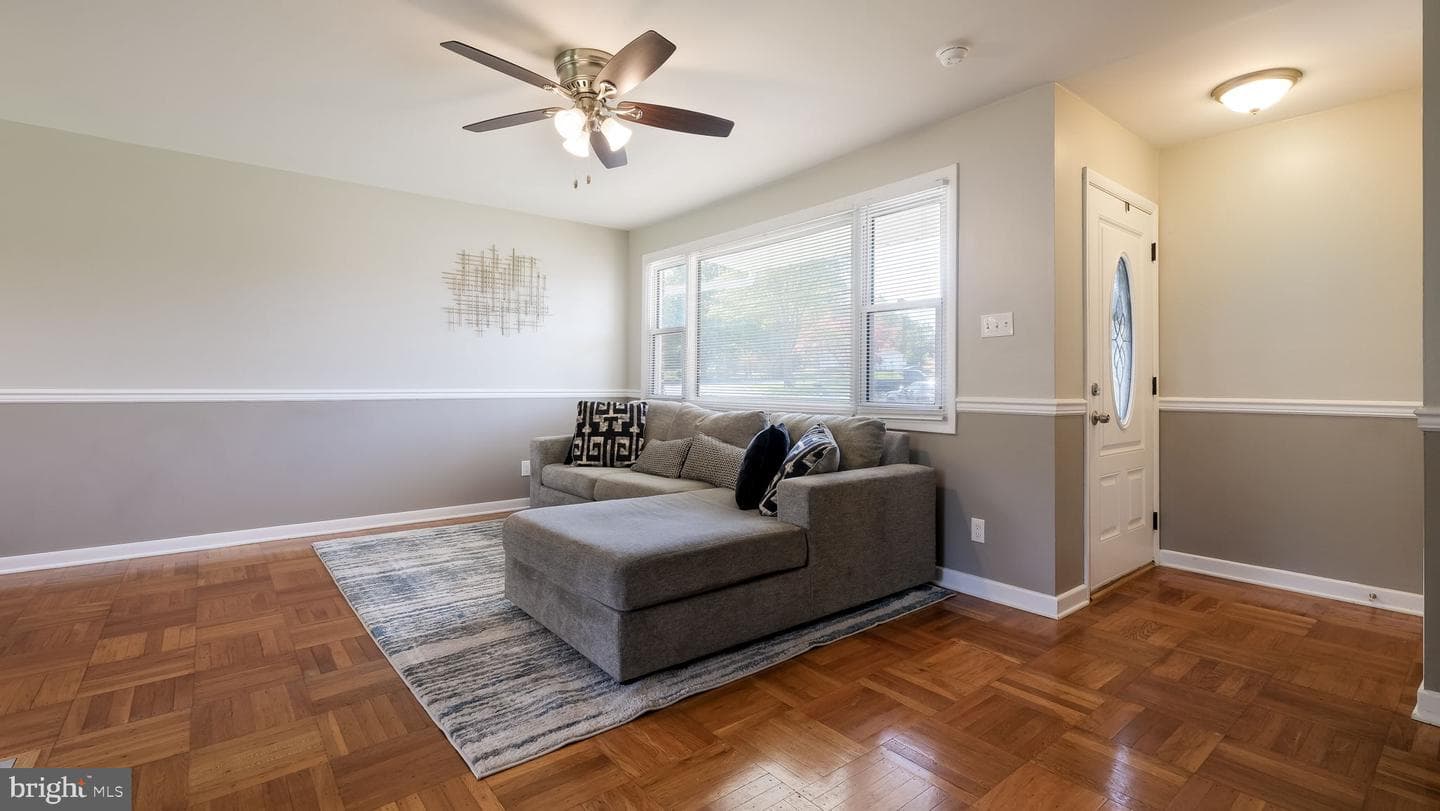 505 Wellington Road photo 4