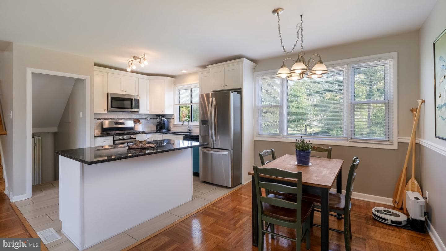 505 Wellington Road photo 6