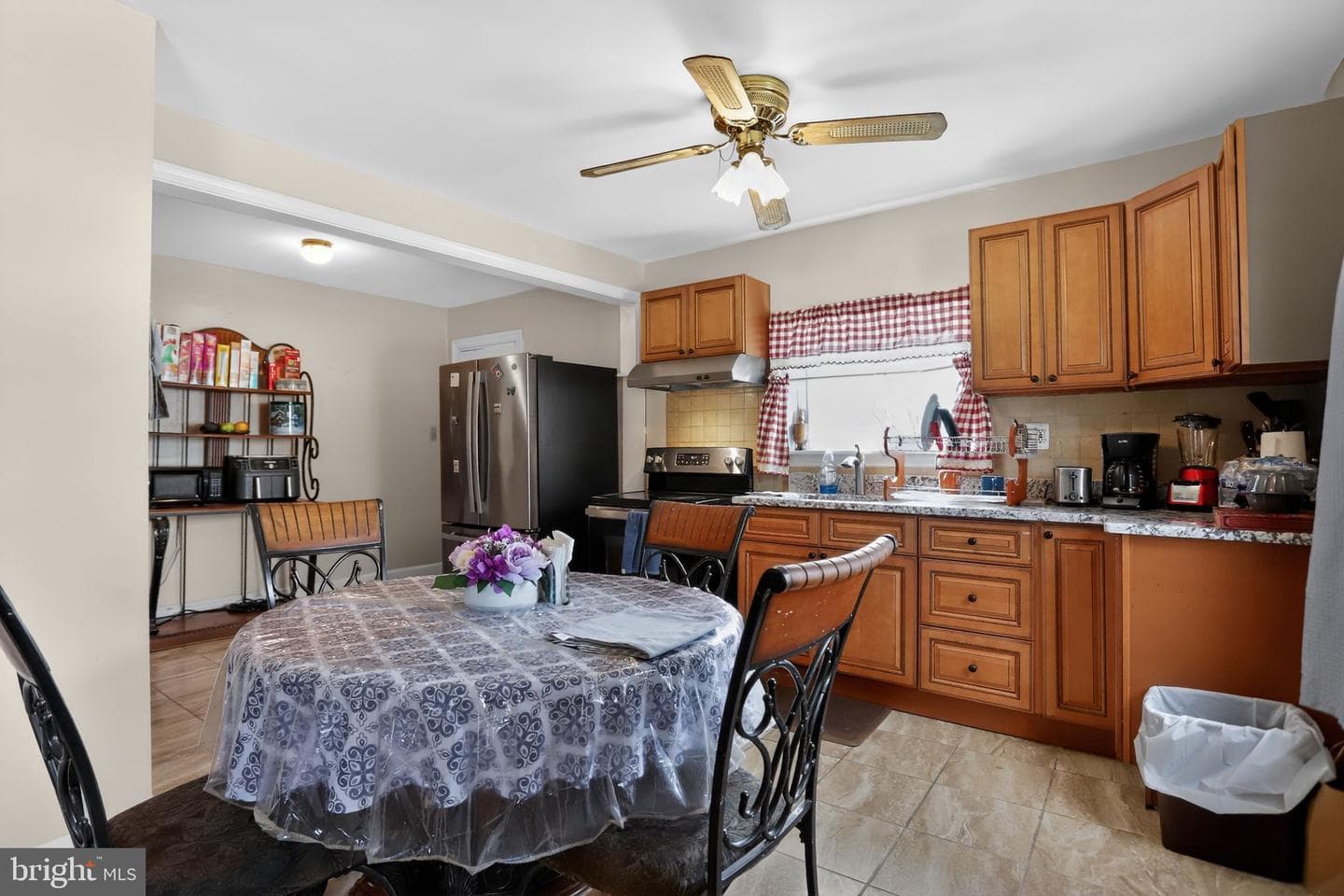 1638 Franklin Avenue photo 10