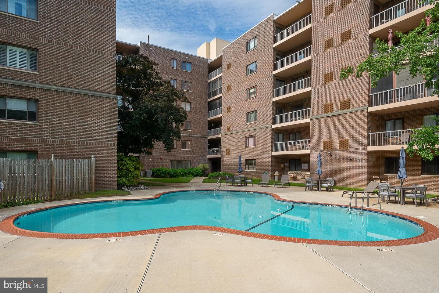 1219 W Wynnewood Road #208 photo 46