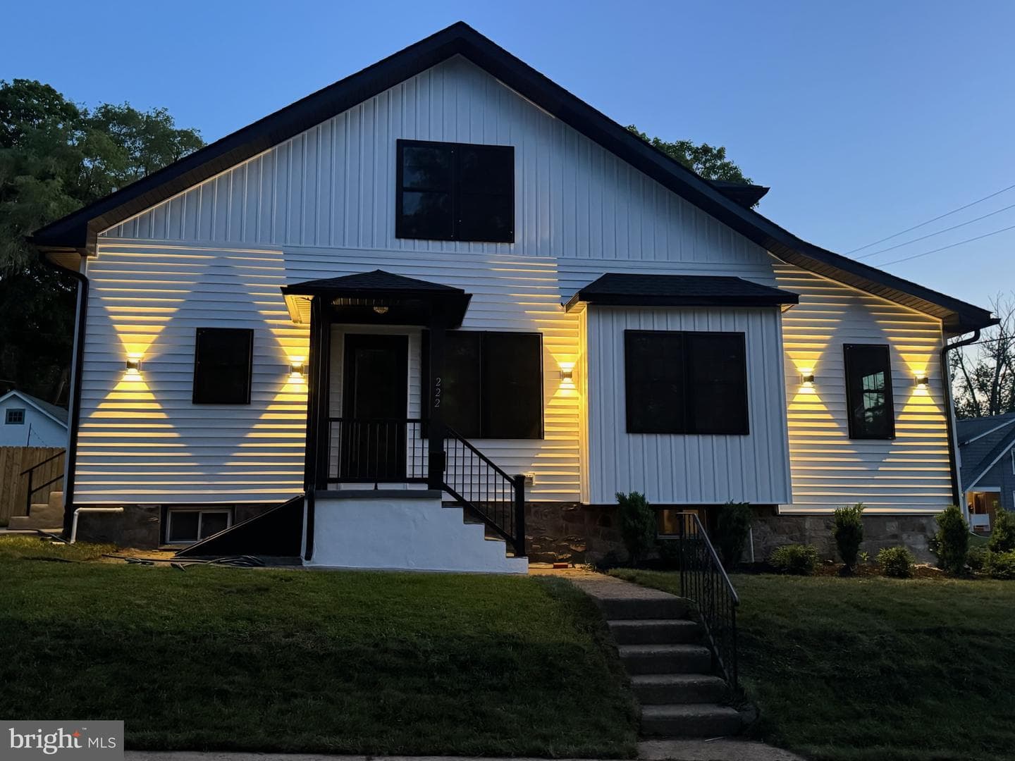 222 Runnymede Avenue photo 38