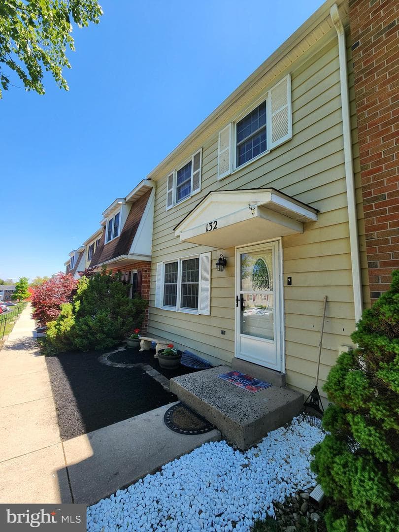 132 Hopewell Lane photo 2