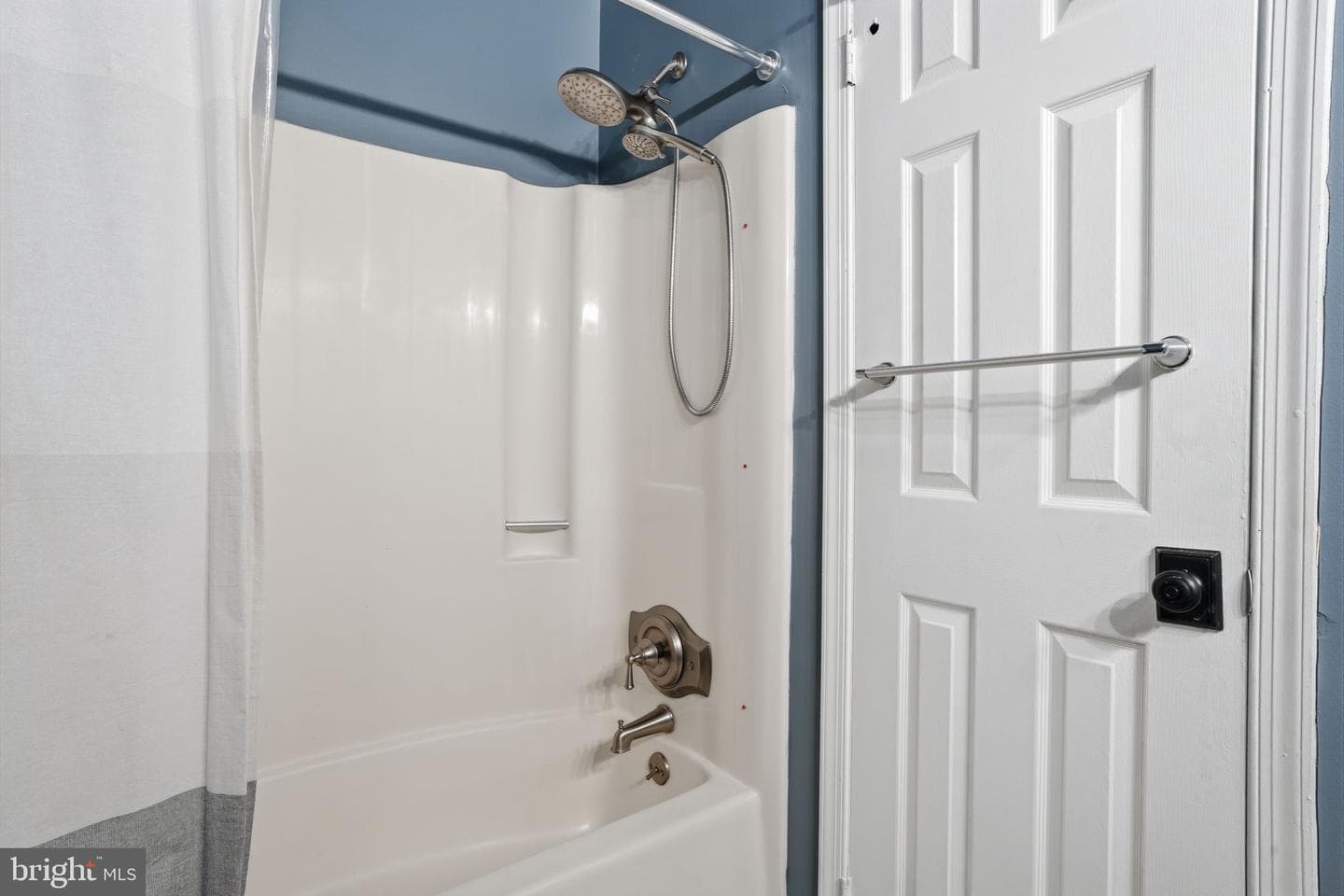 1713 Whitpain Hills photo 13