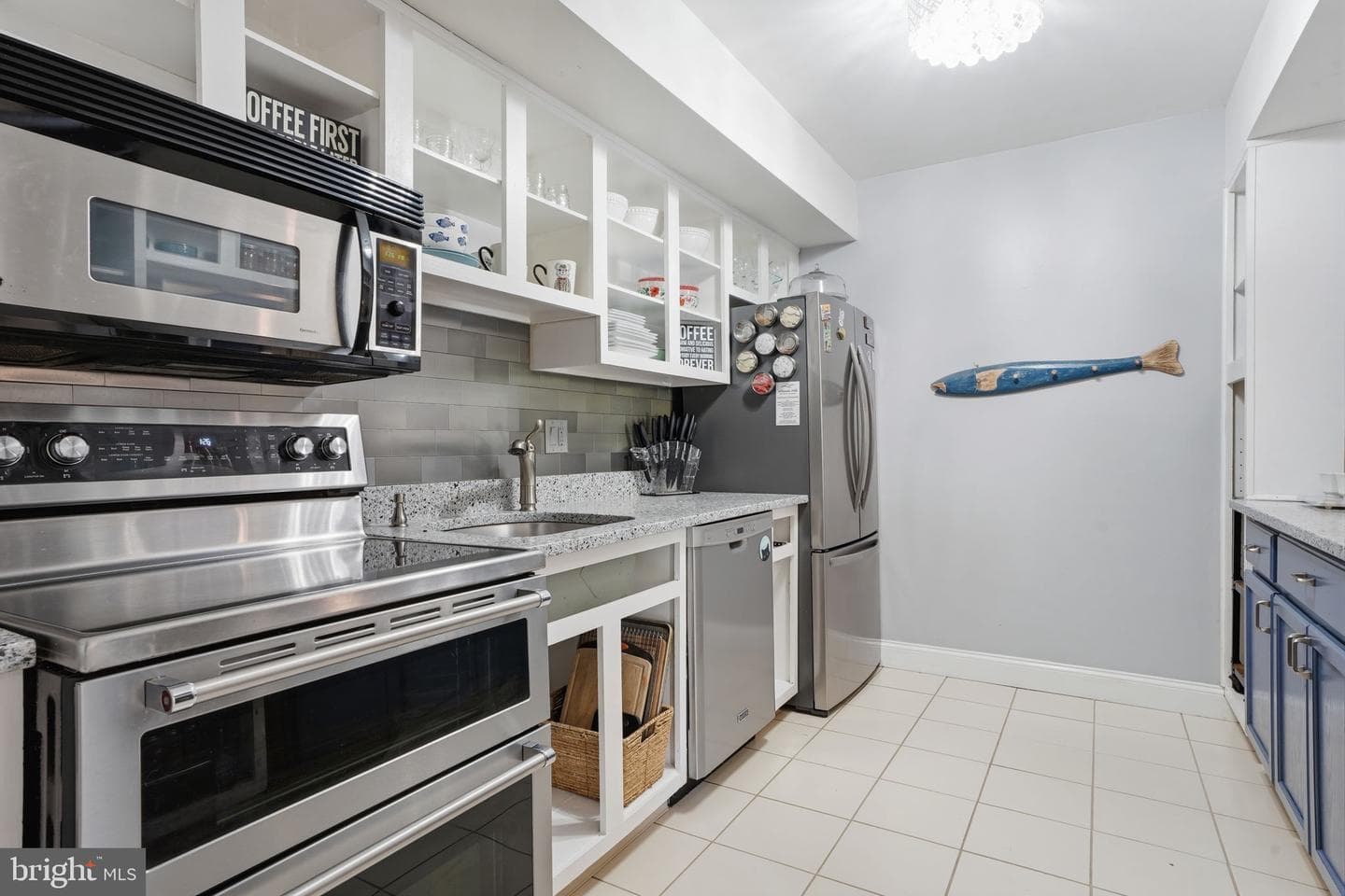 1713 Whitpain Hills photo 16