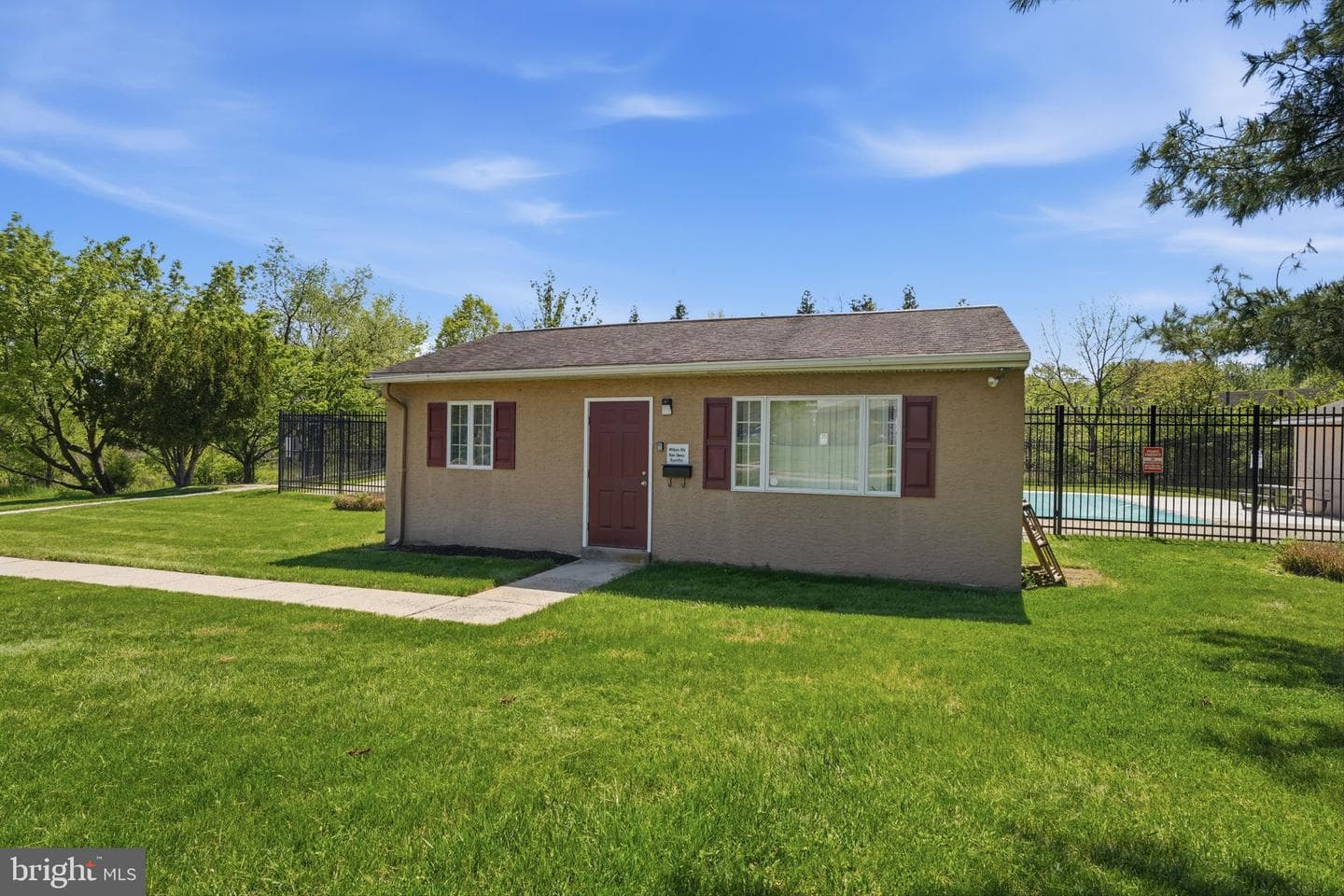 1713 Whitpain Hills photo 27
