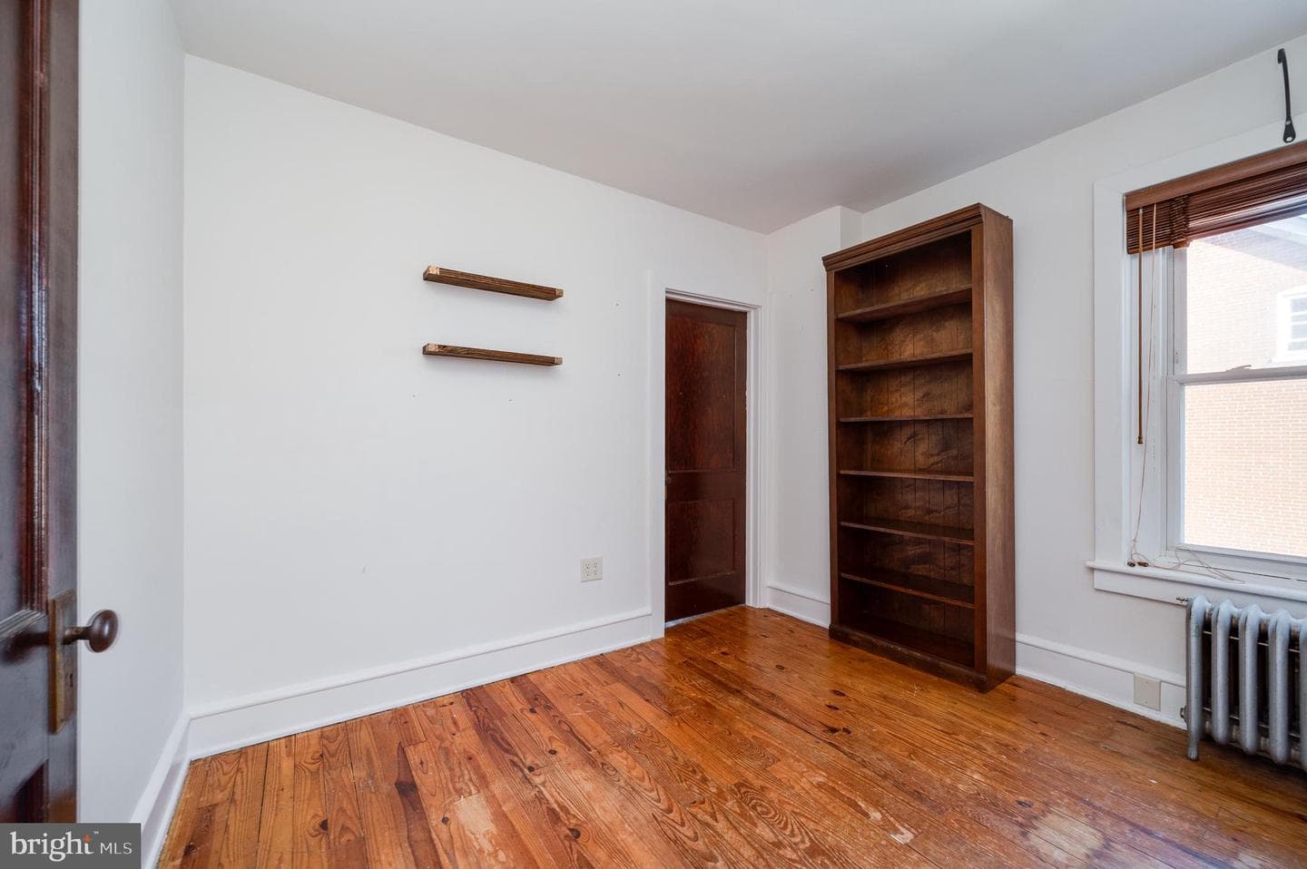 591 Dotts Street photo 26