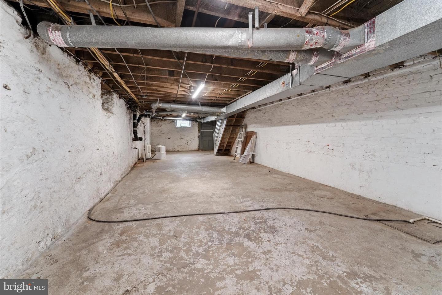 221 Ardmore Avenue photo 26
