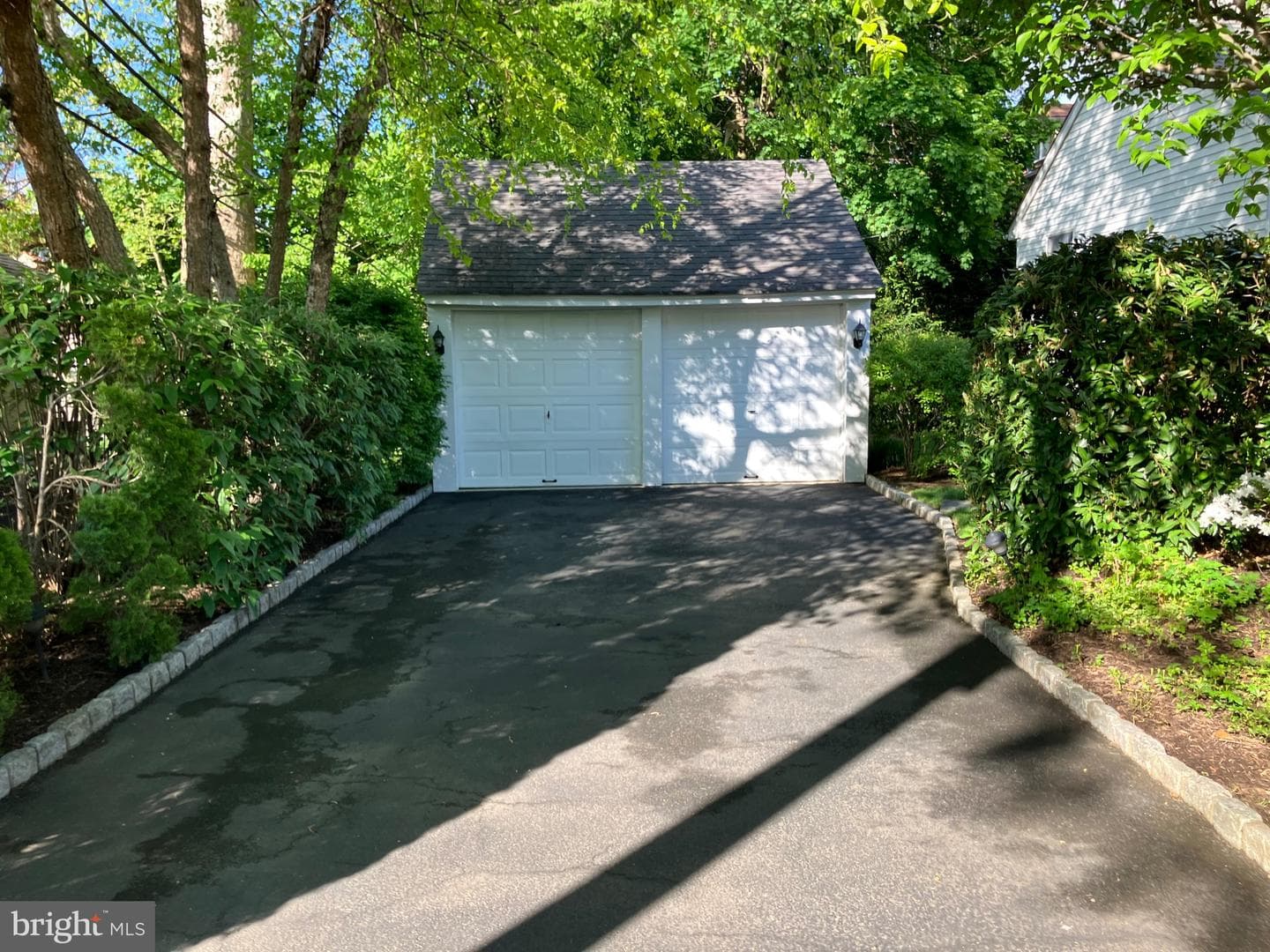 501 Rodman Avenue photo 27