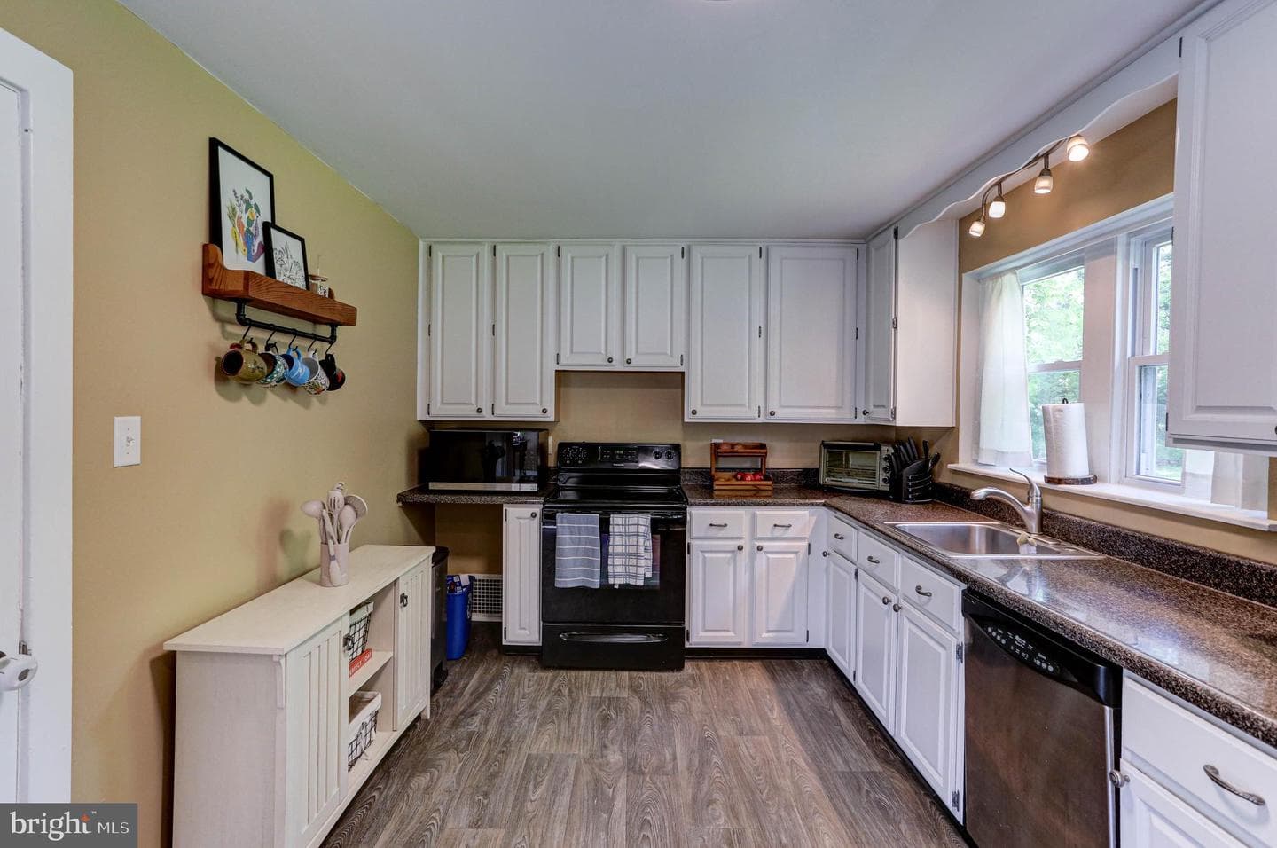 895 Cressman Road photo 11