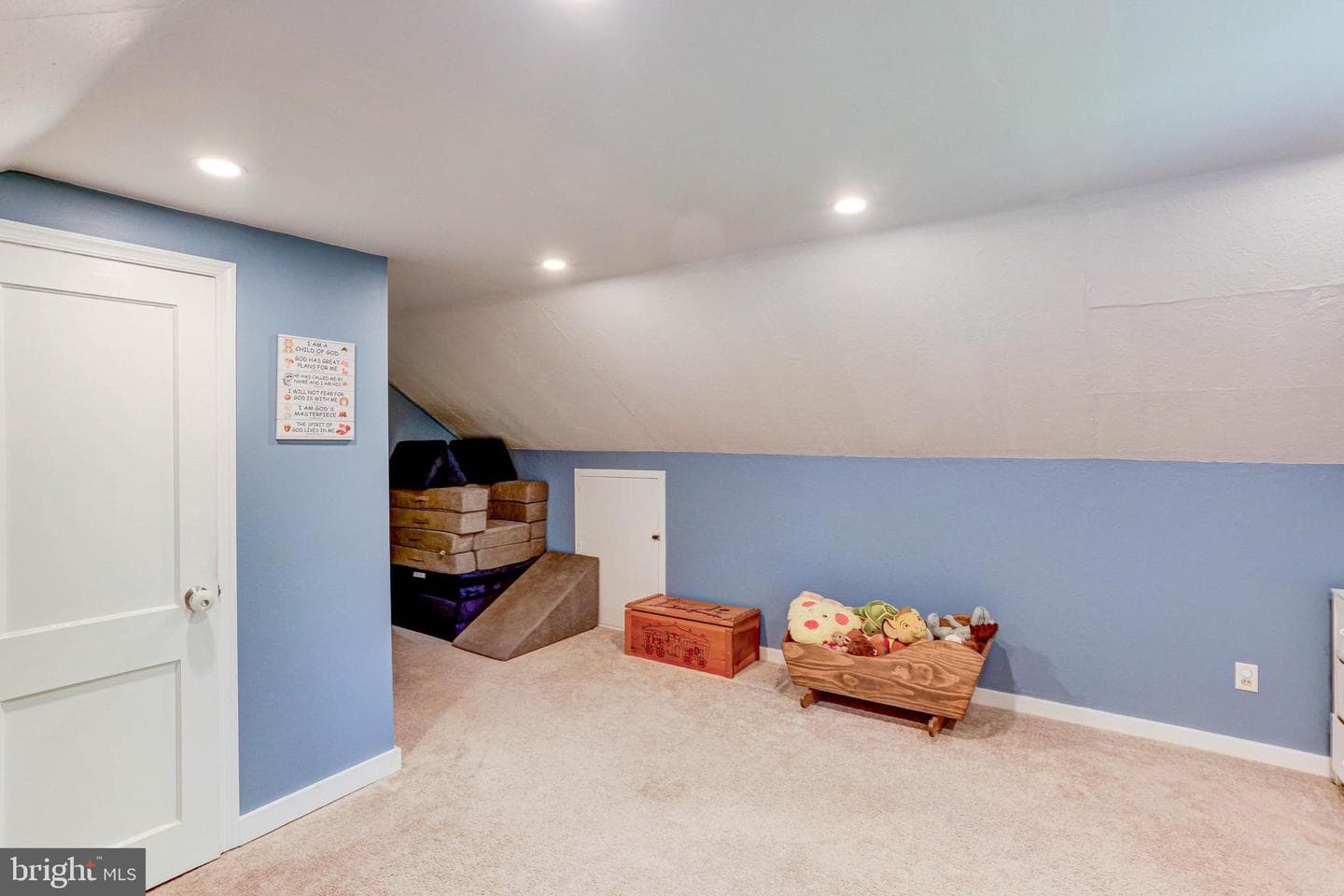 895 Cressman Road photo 37