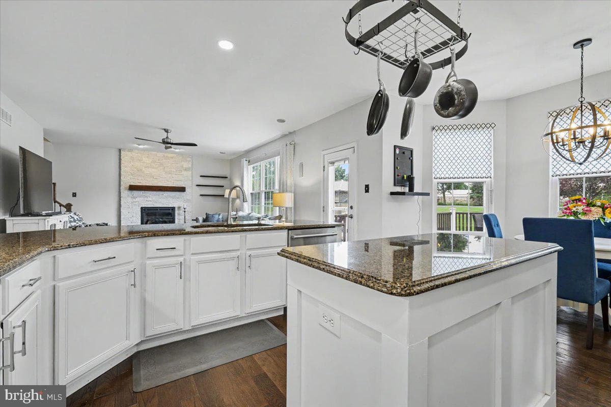 144 Fox Run Drive photo 16