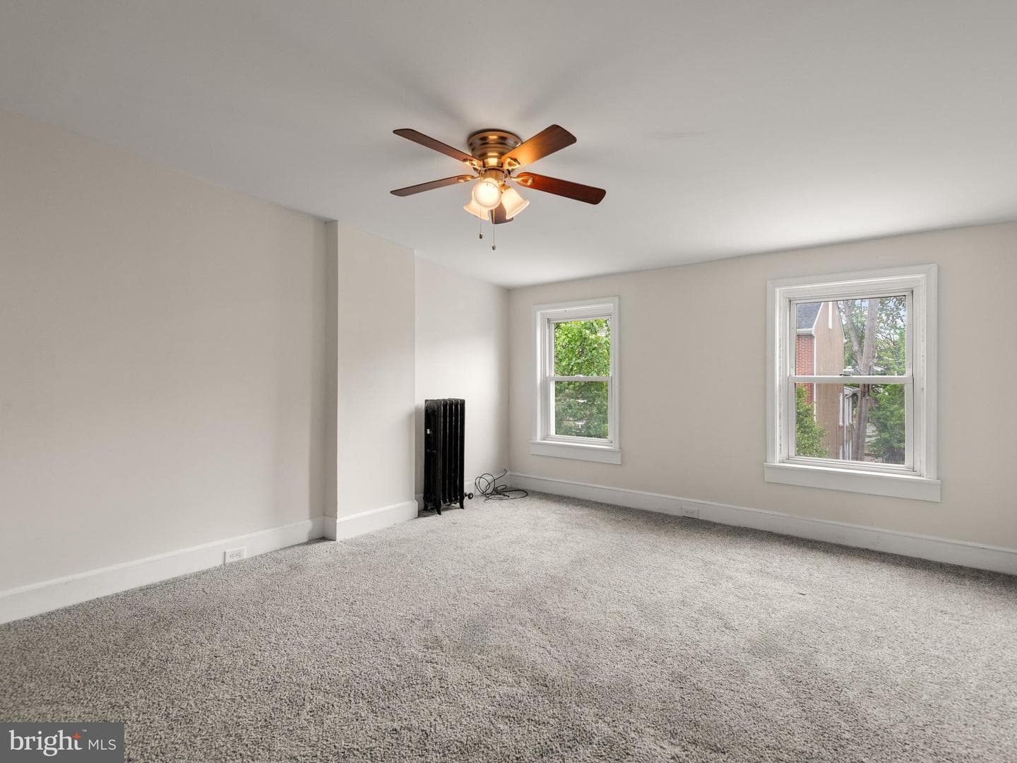640 Astor Street photo 25