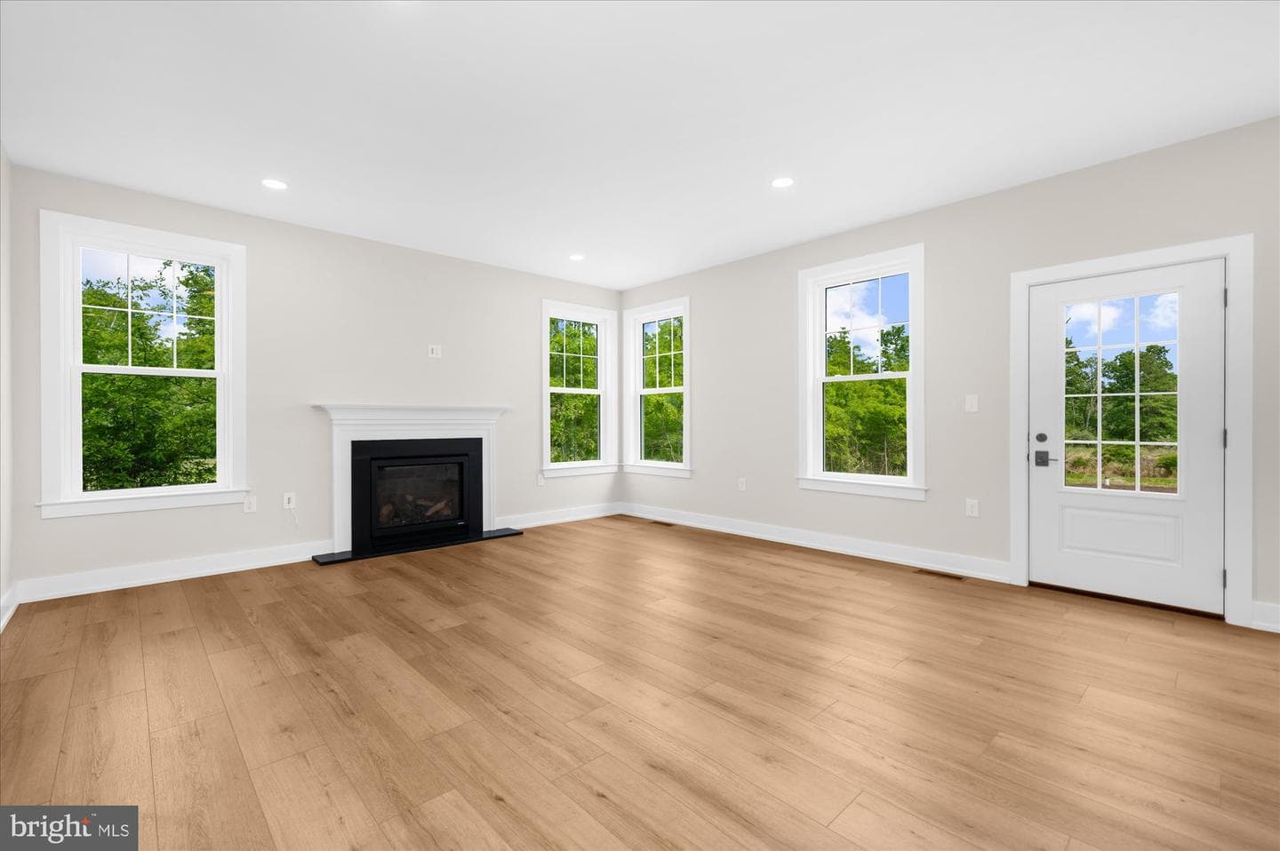 394 Renninger Road photo 16