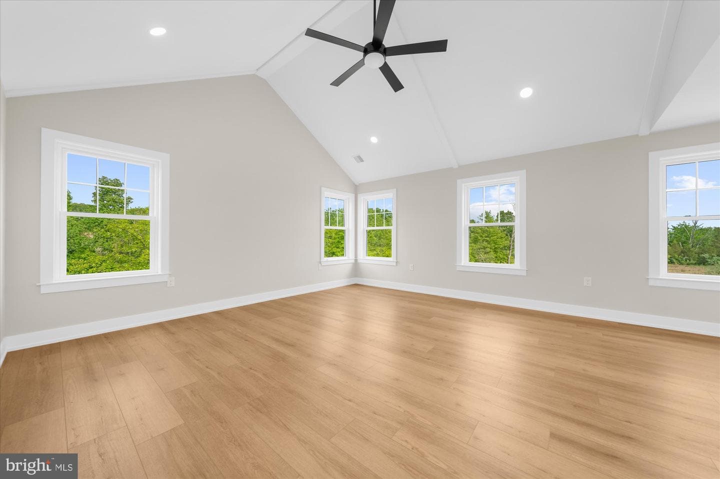 394 Renninger Road photo 24