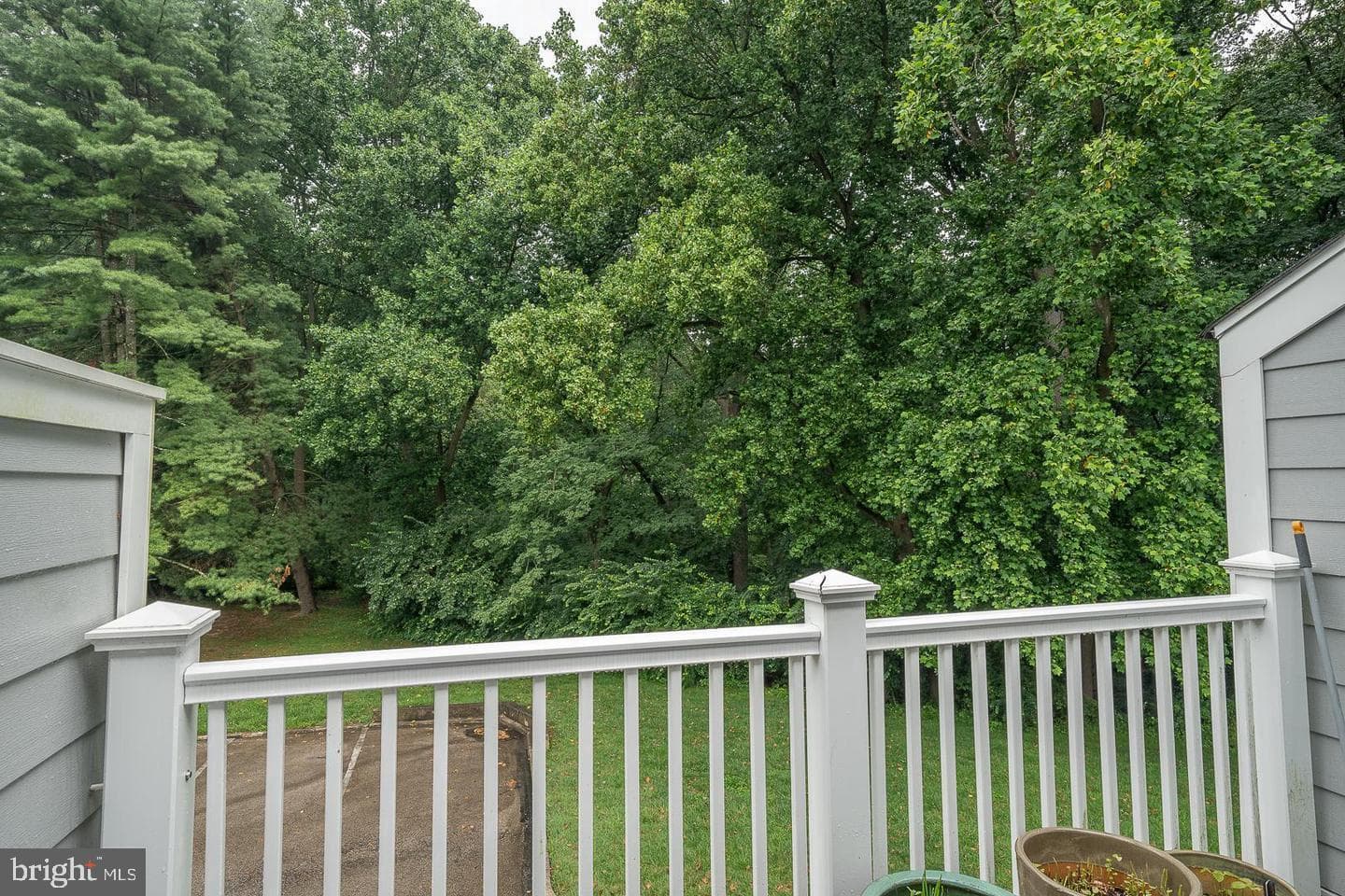 1750 Oakwood Terrace #16-I photo 23