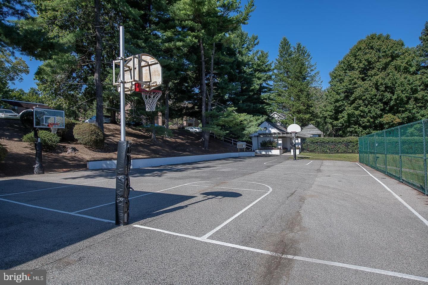 1750 Oakwood Terrace #16-I photo 38
