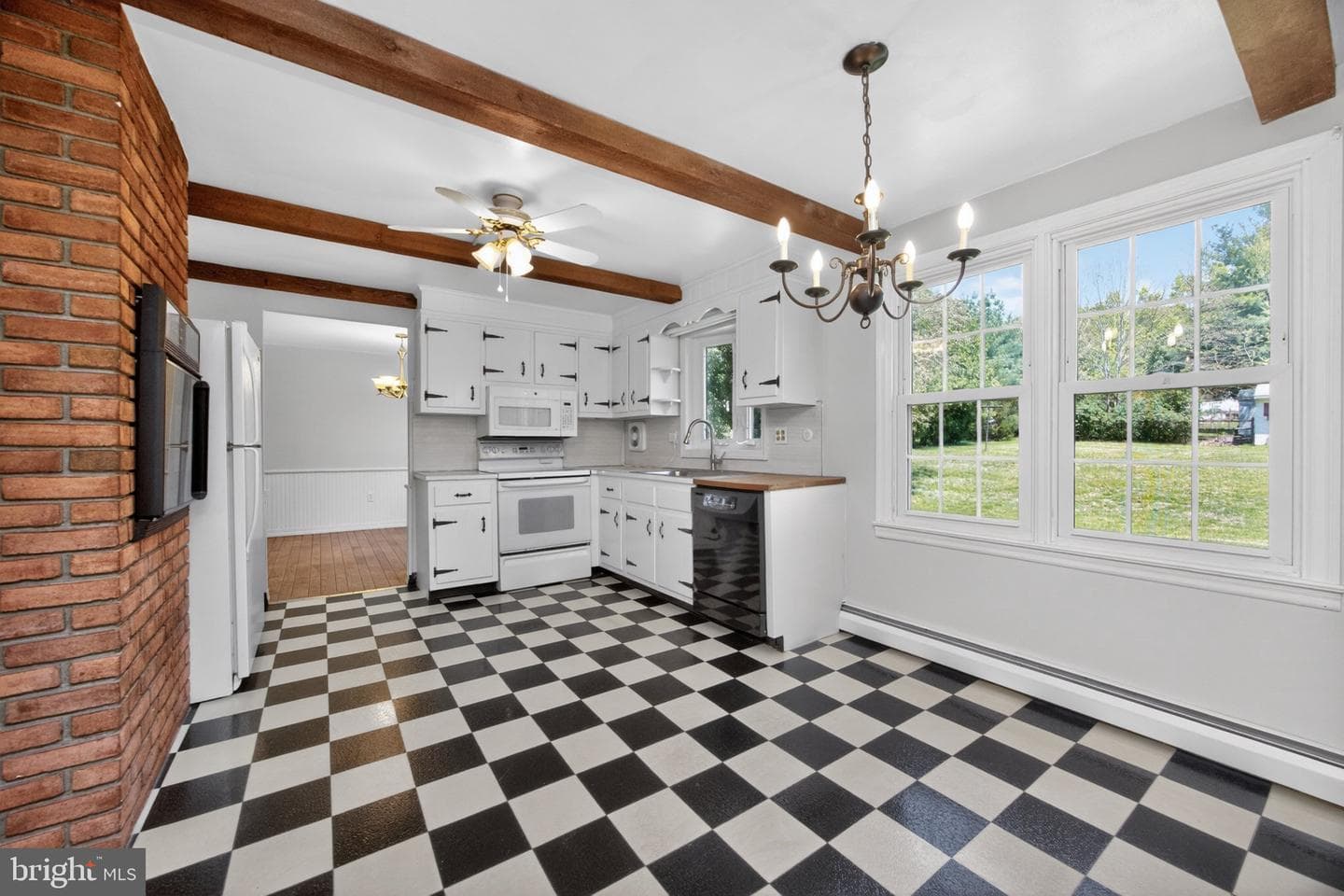 723 Wendy Drive photo 23