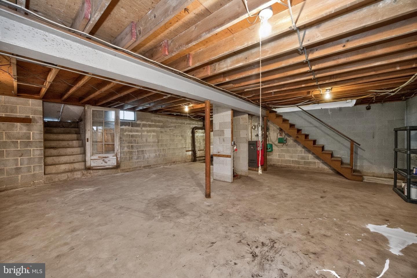 723 Wendy Drive photo 44