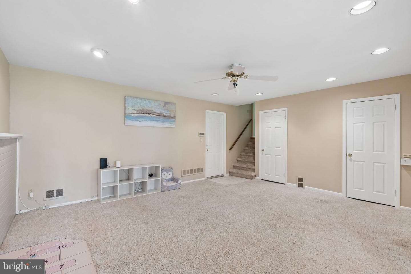 1076 Devon Road photo 17