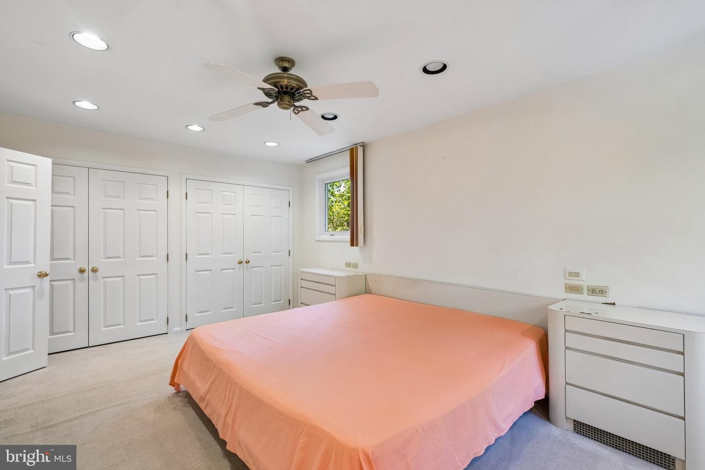 1076 Devon Road photo 26