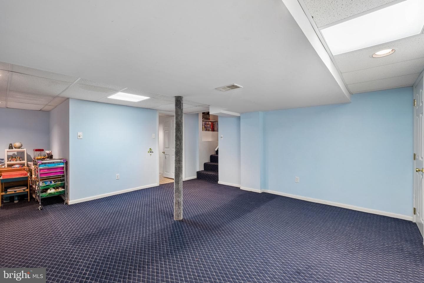 1076 Devon Road photo 40
