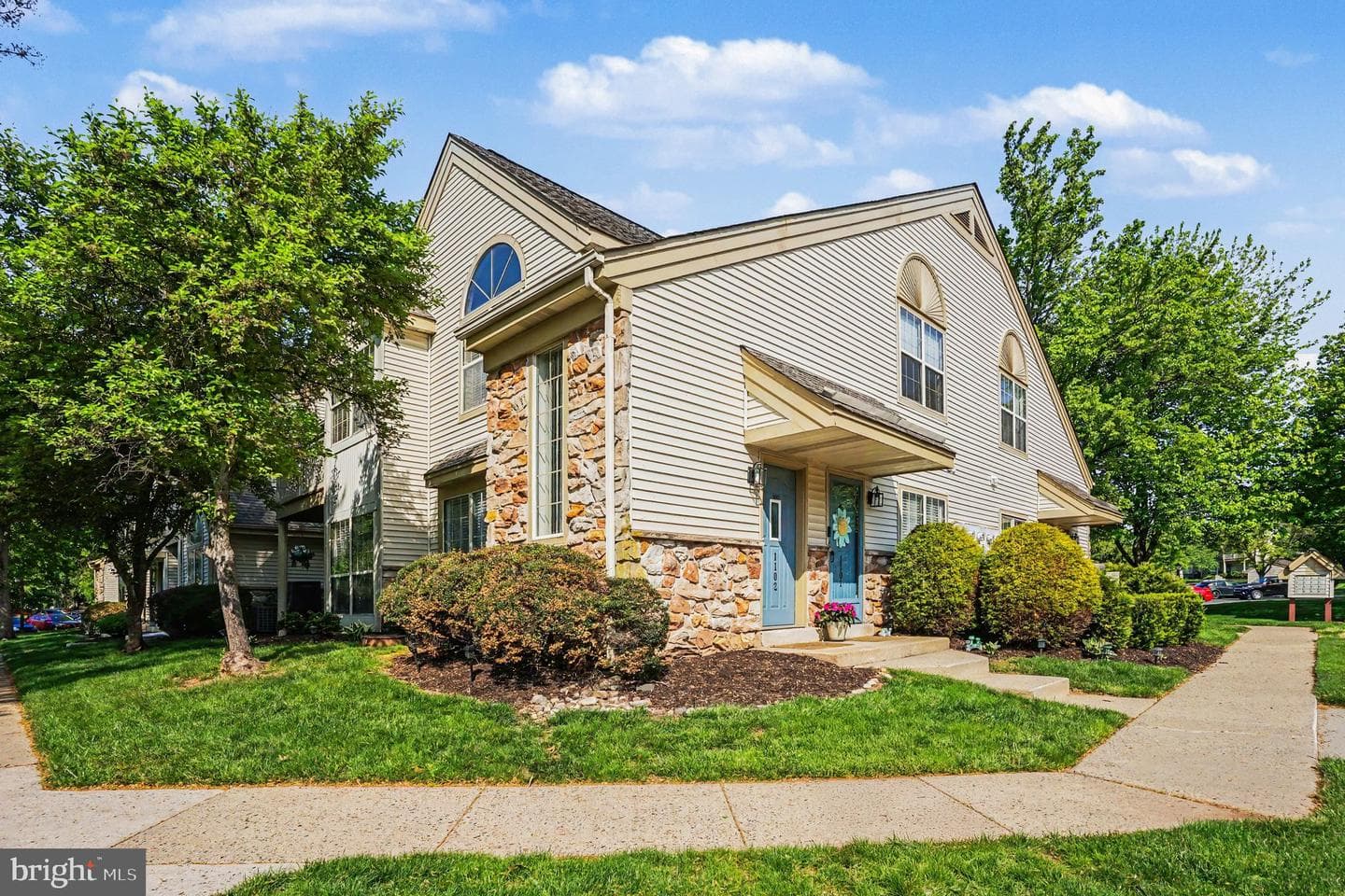 1102 Foxmeadow Drive #condo 1102