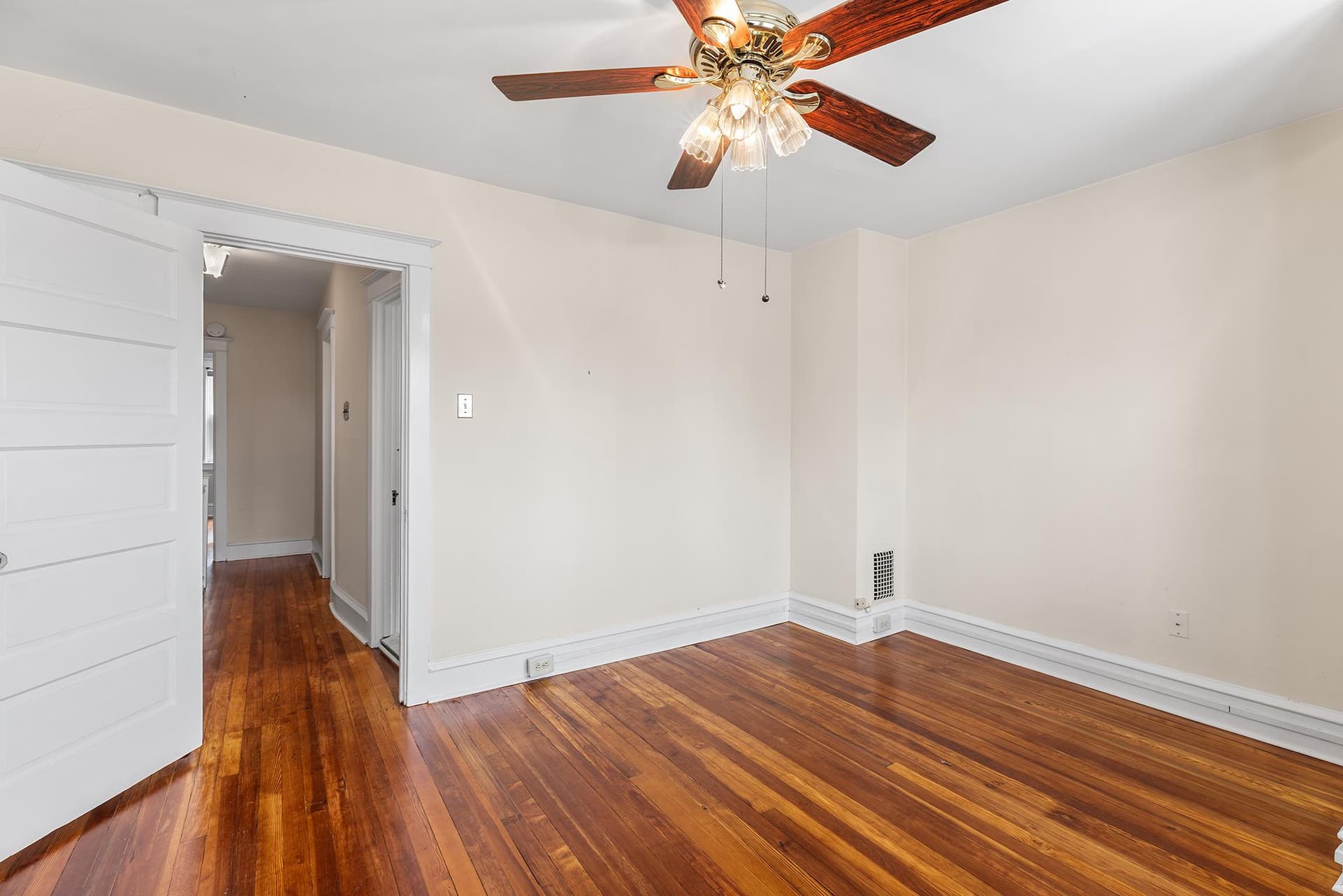 16 North Avenue photo 15