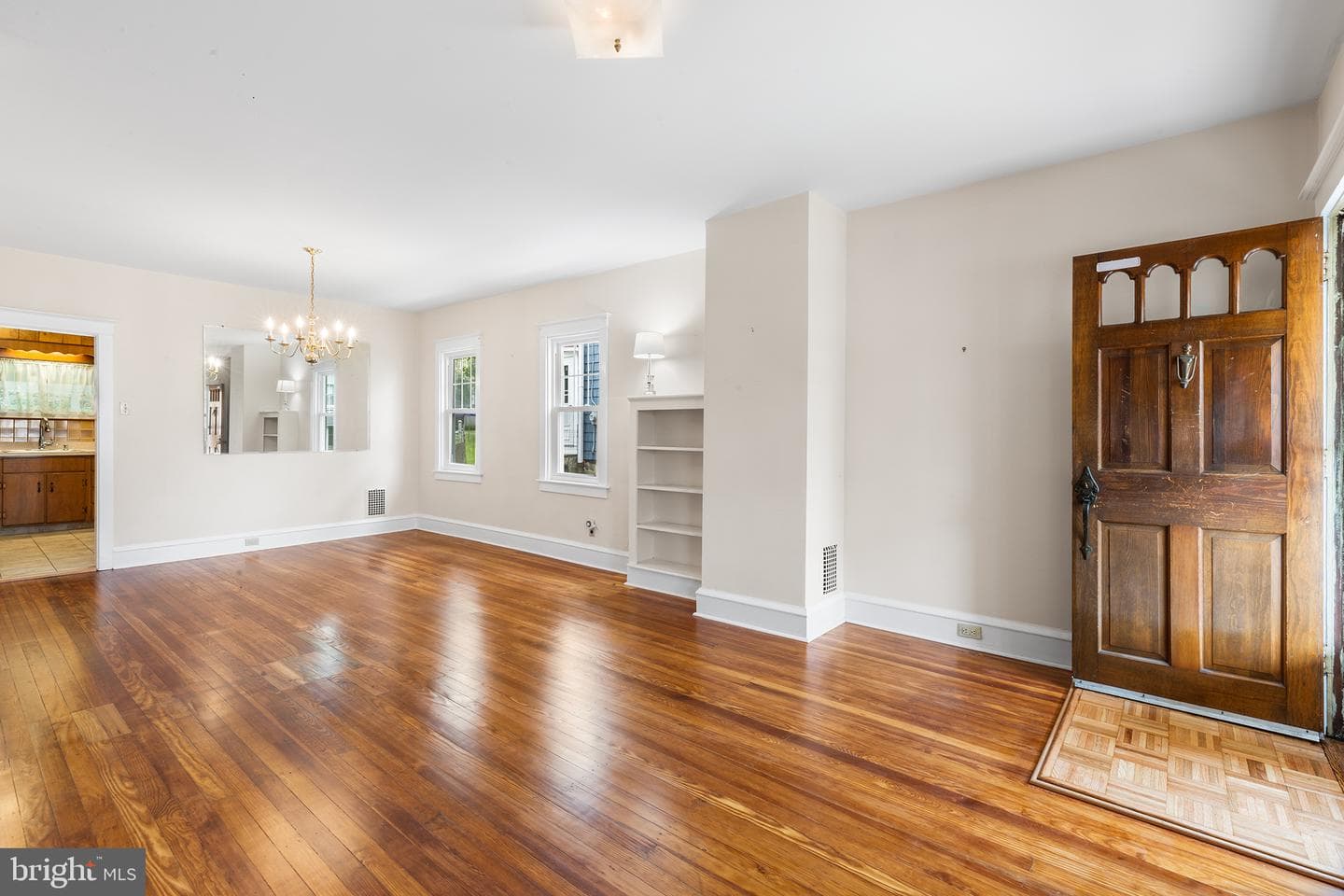 16 North Avenue photo 9