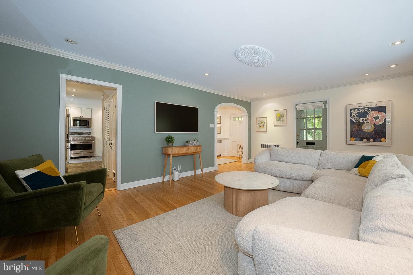 722 Argyle Road photo 25