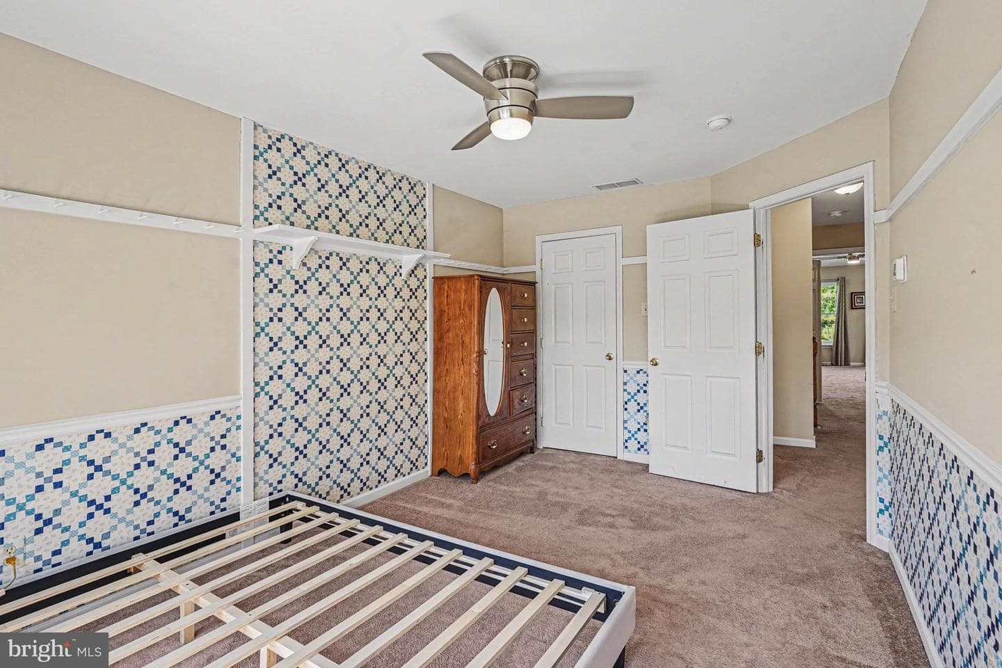406 Nottingham Lane photo 34