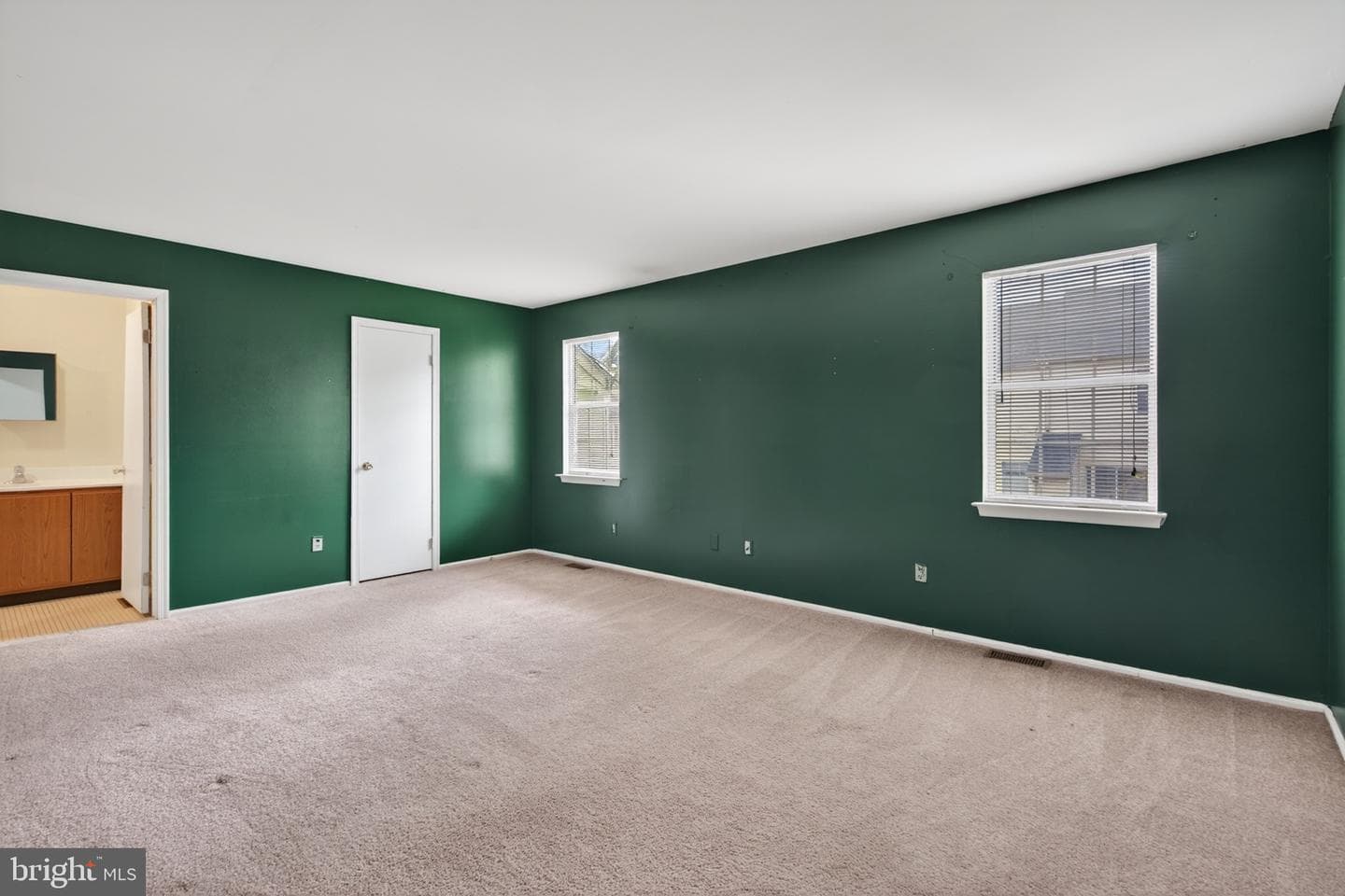228 Goshen Road photo 7