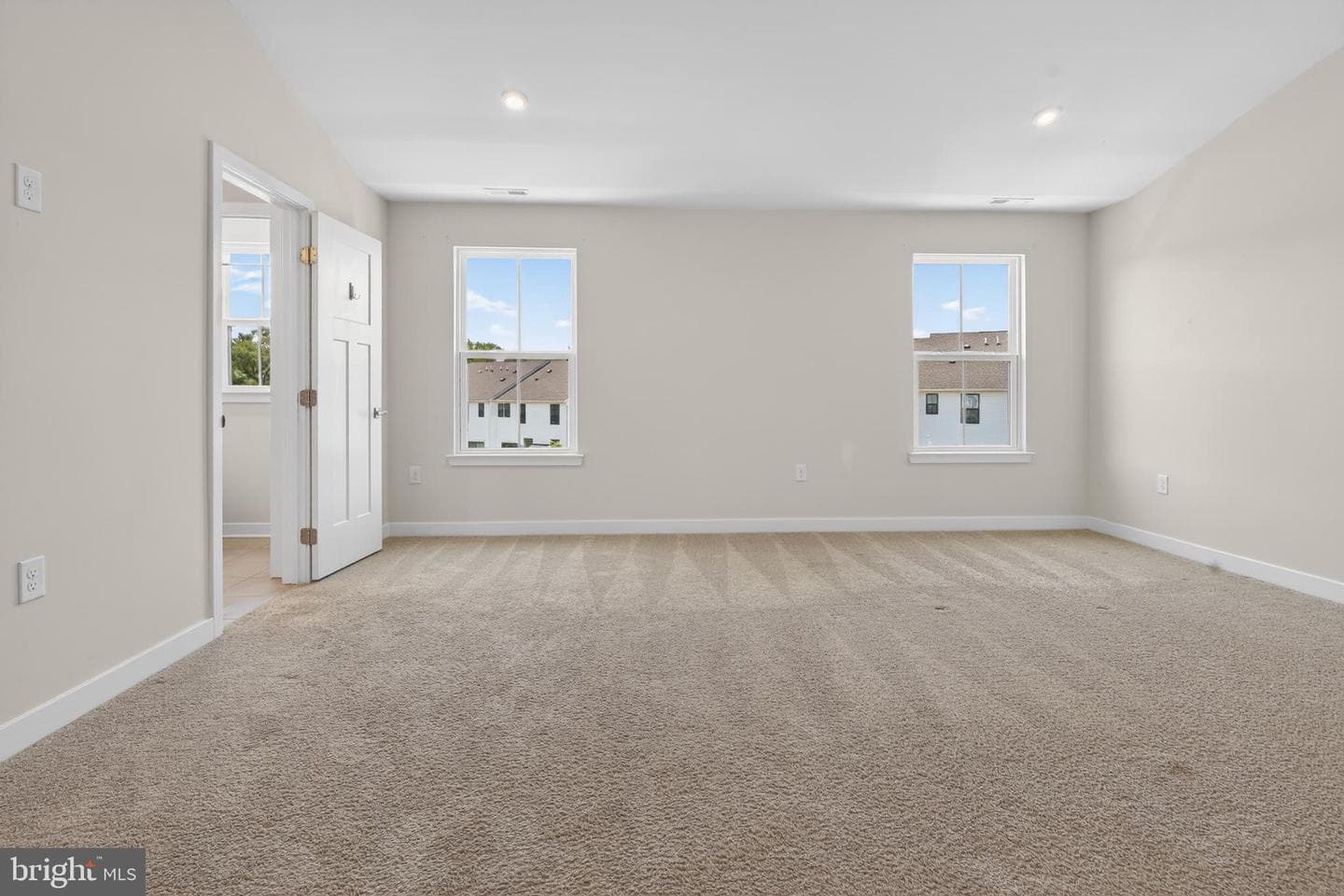 8005 Milltown Circle photo 23