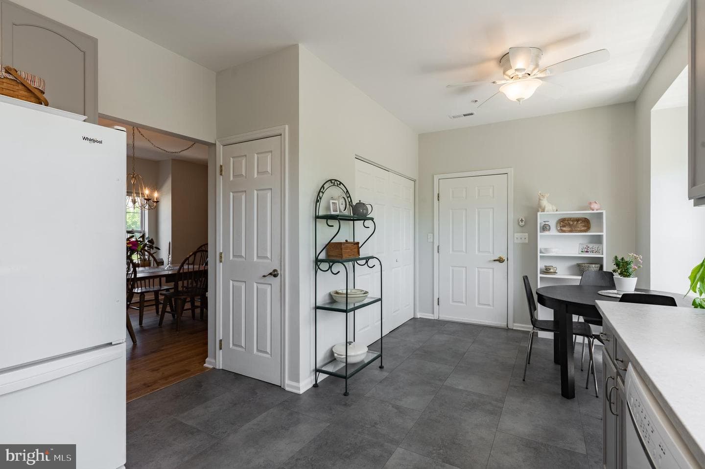 58 Stuart Drive photo 18