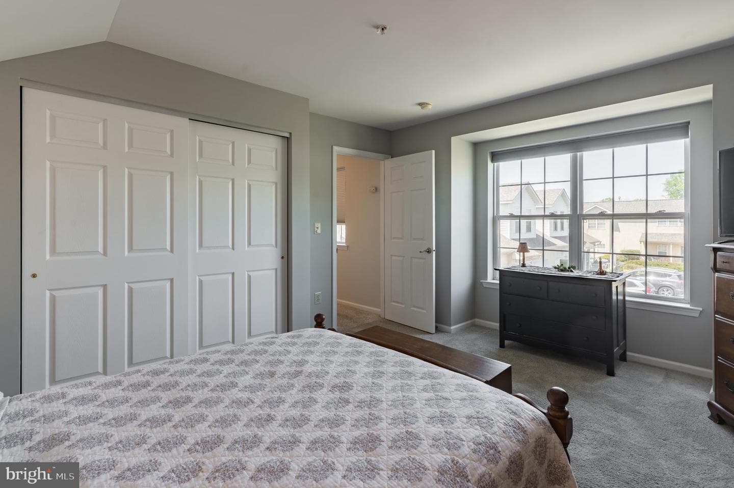 58 Stuart Drive photo 32
