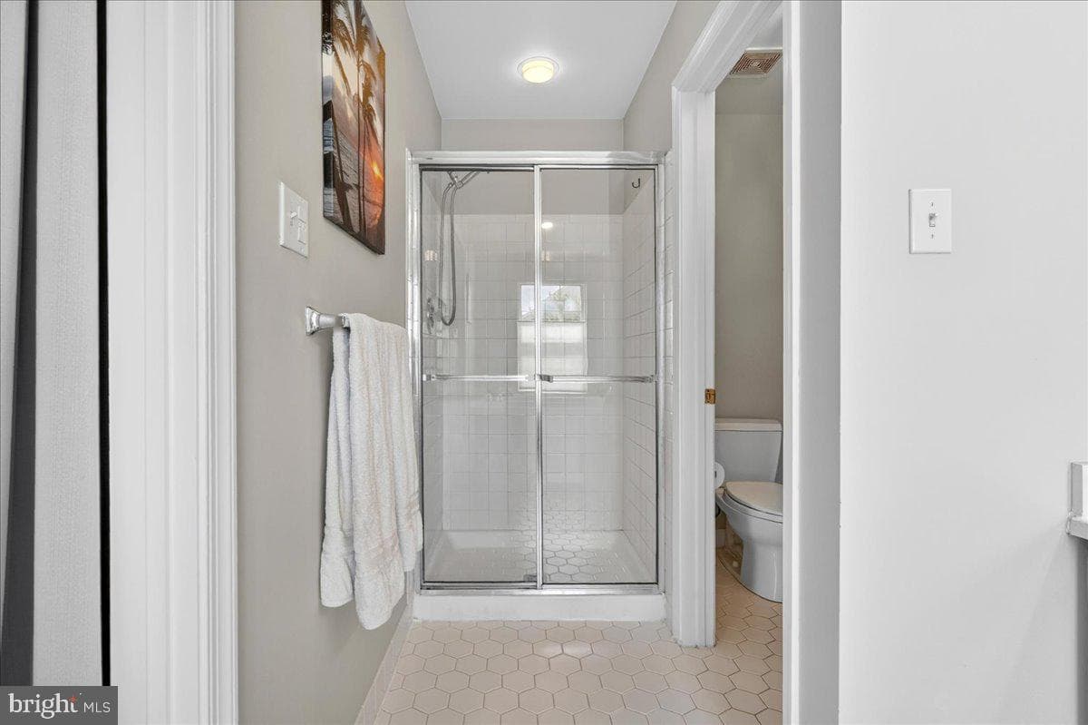 117 Raleigh Road photo 23