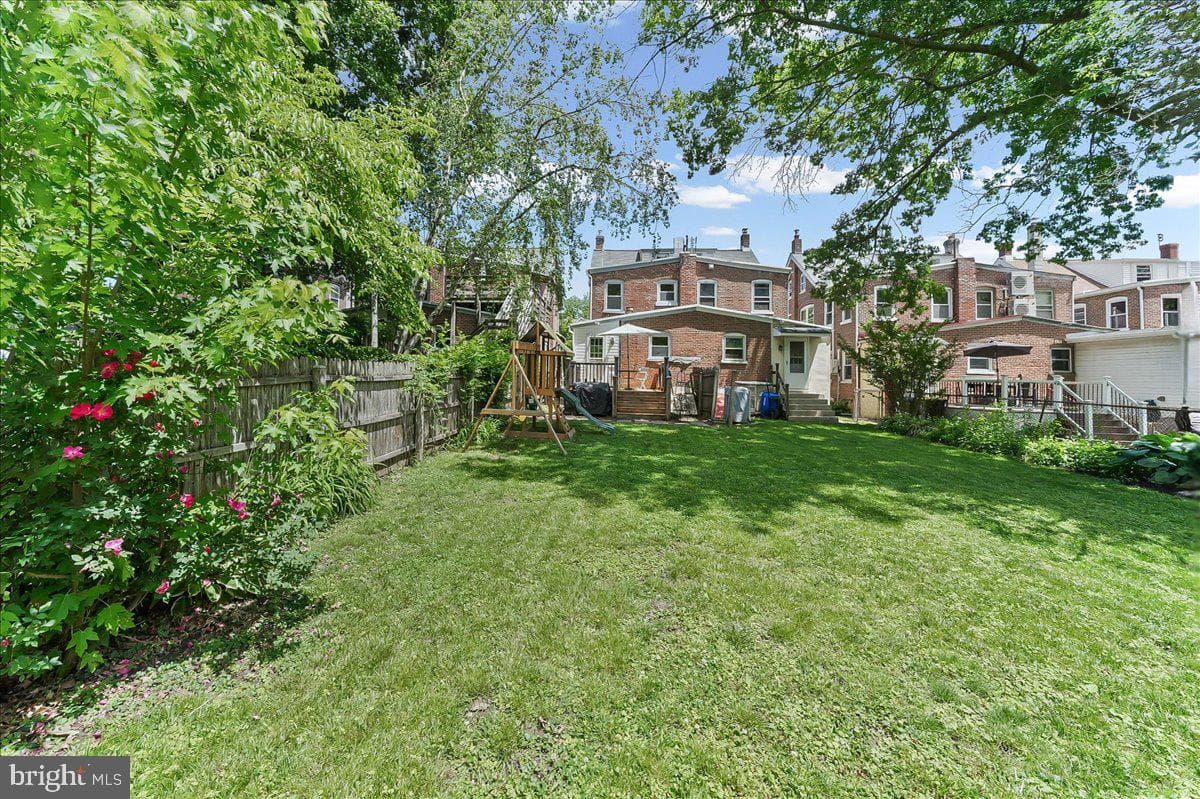 134 Walnut Street photo 24