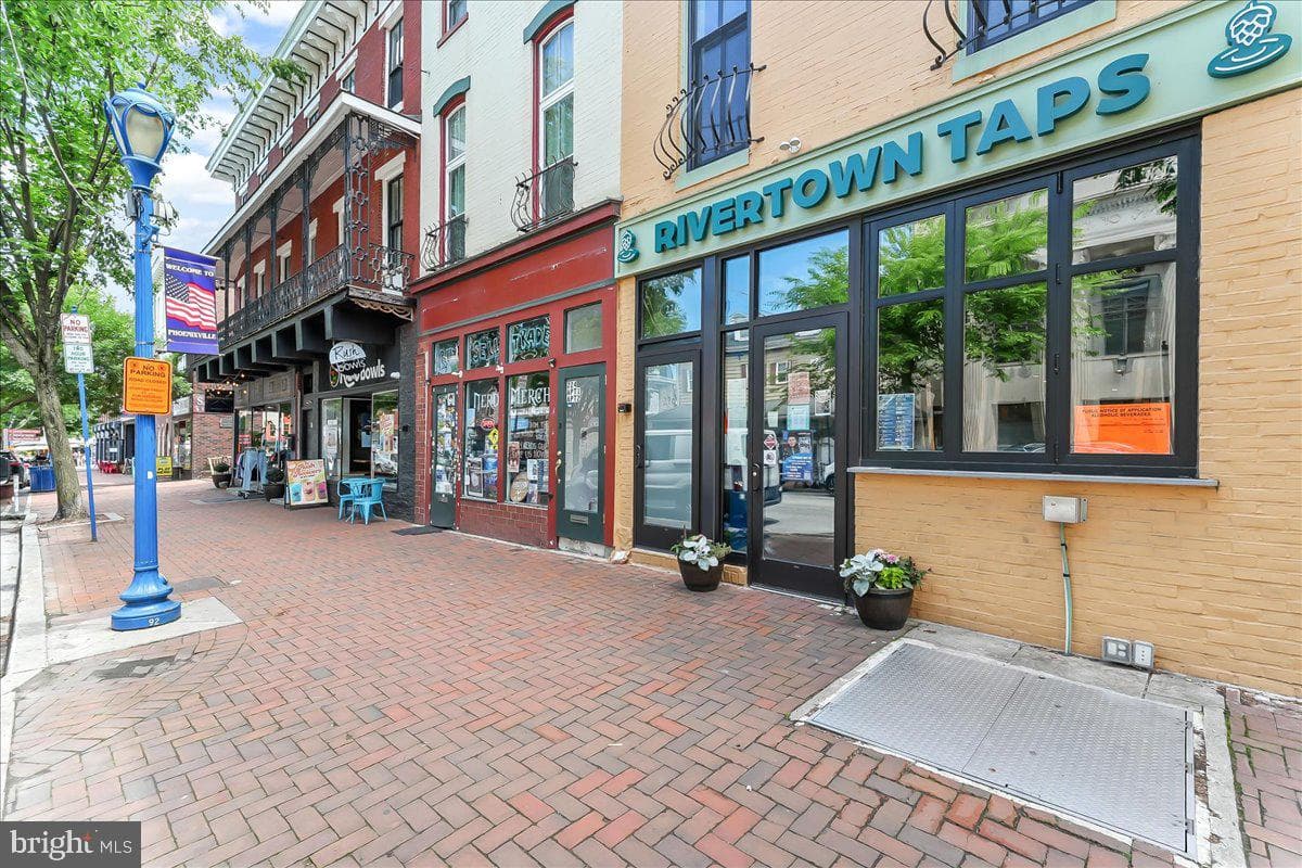134 Walnut Street photo 41